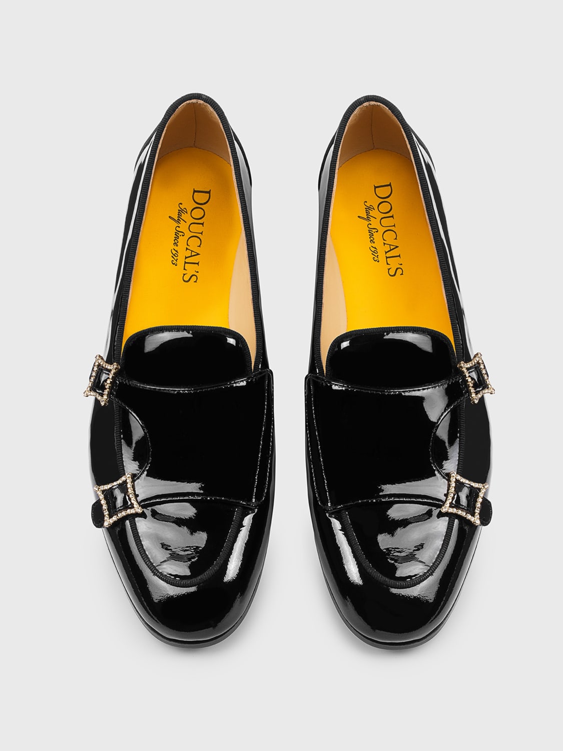 ローファー・オックスフォード DOUCAL'S Woman Loafers Black DD8784MEGNUF263 NN00 Women's patent leather double-buckle loafers | black - Doucal's