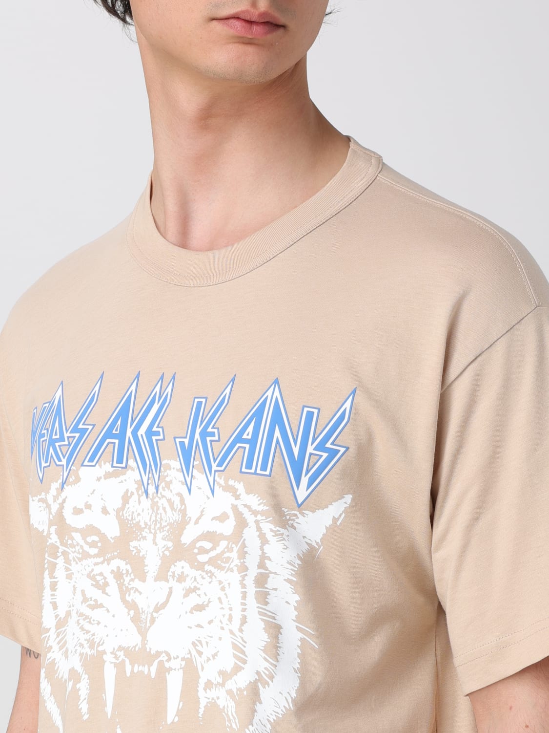 Tシャツ・カットソー VERSACE JEANS COUTURE Men T-shirt Safari 78GAHT06CJ00T 727 VERSACE JEANS COUTURE: T-shirt men - Safari | Versace Jeans