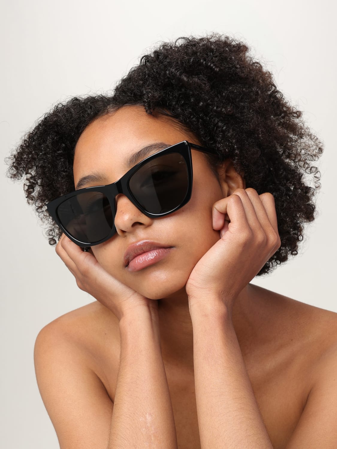 サングラス SAINT LAURENT Woman Sunglasses Black SL214KATETHIN 001 SAINT LAURENT: Sunglasses woman - Black | Saint Laurent