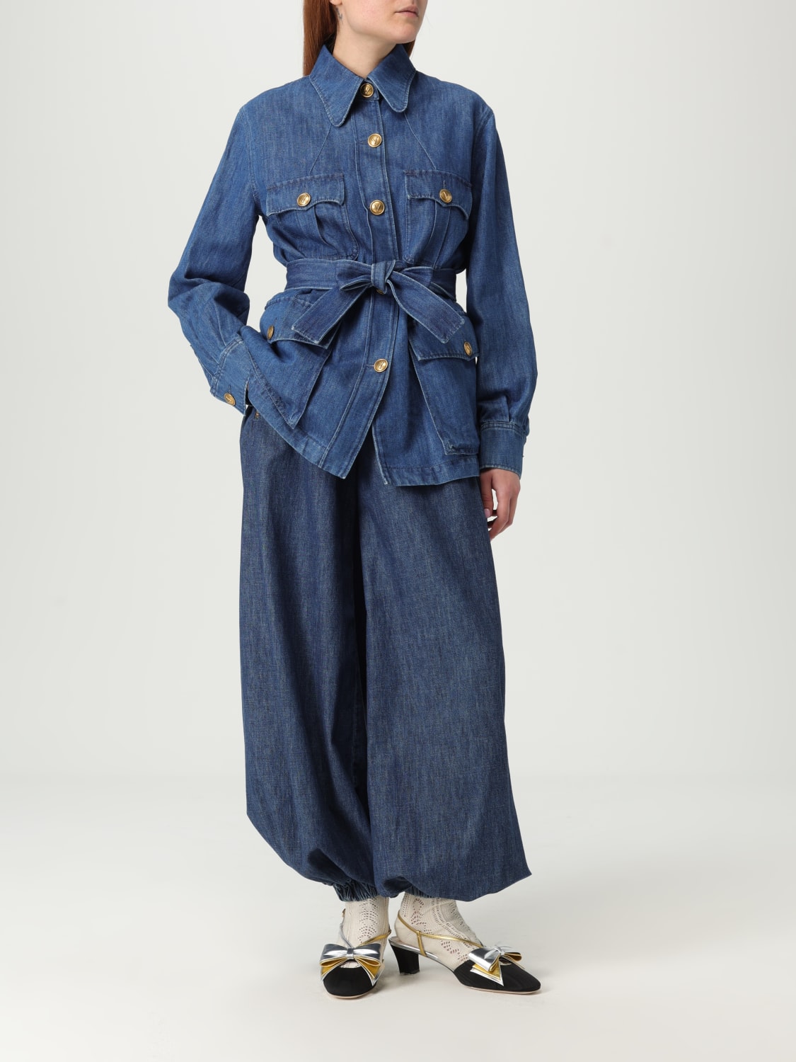 デニム・ジーパン VALENTINO Woman Jeans Blue 6B0DD19L7MR 558 VALENTINO: Pants woman - Blue | Valentino jeans 6B0DD19L7MR