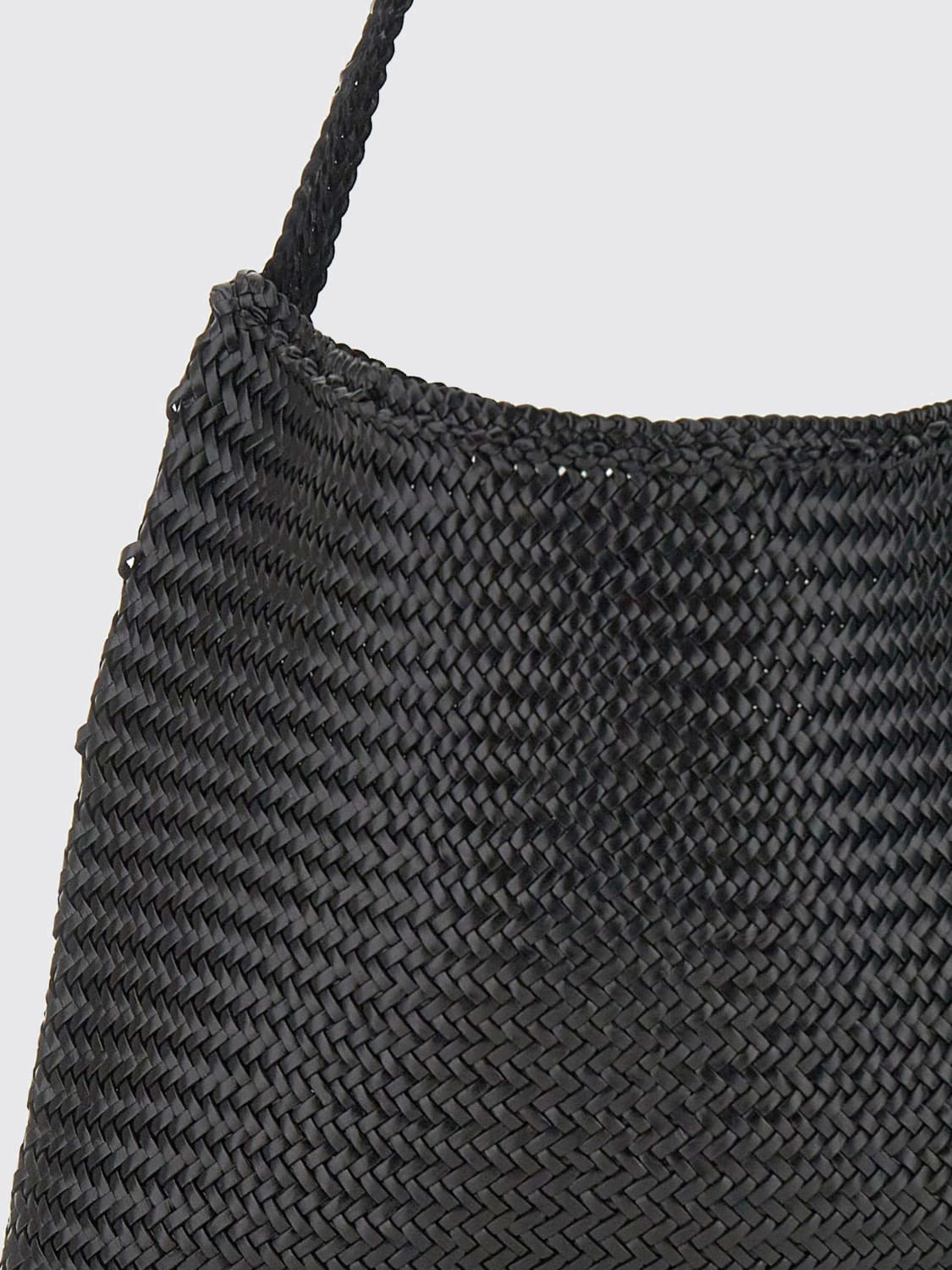 ショルダーバッグ・ポシェット DRAGON DIFFUSION Woman Shoulder bag Black 8848 BLACK DRAGON DIFFUSION: Shoulder bag woman - Black | Dragon