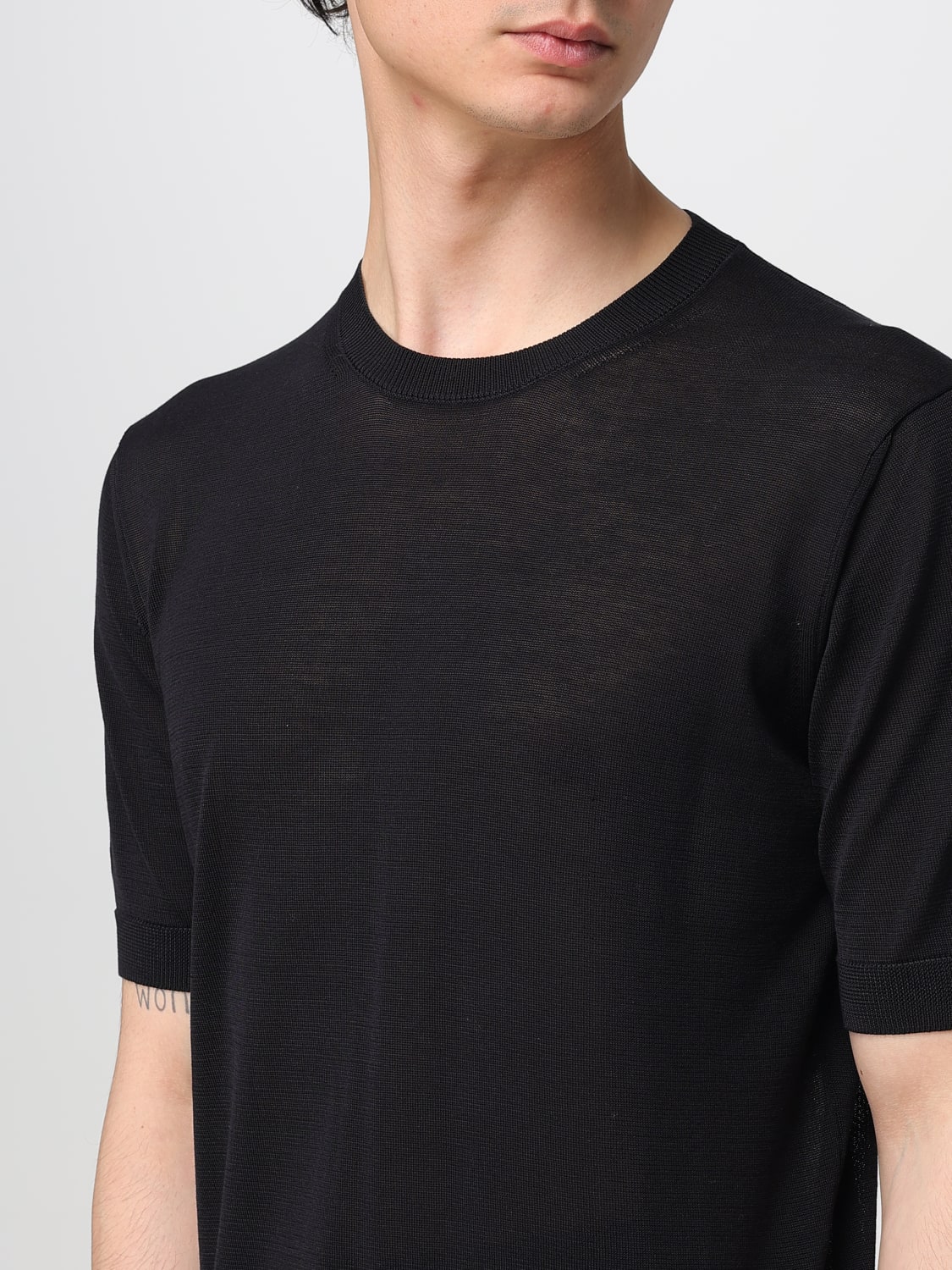 Tシャツ・カットソー TAGLIATORE Men T-shirt Black FOXPWE2505 NERO TAGLIATORE: T-shirt men - Black | Tagliatore t-shirt