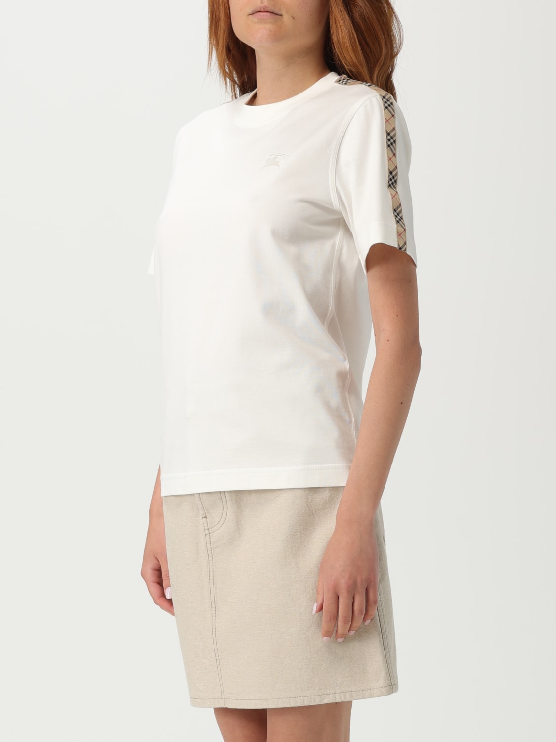 Tシャツ・カットソー BURBERRY Woman T-Shirt White 8106280 BURBERRY: T-shirt woman - White | Burberry t-shirt 8106280