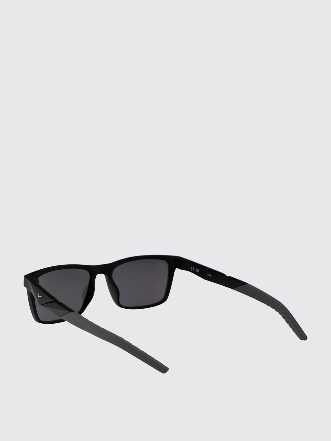 サングラス NIKE Men Sunglasses Grey FV2402 010 NIKE: Sunglasses men - Grey | Nike sunglasses FV2402 online