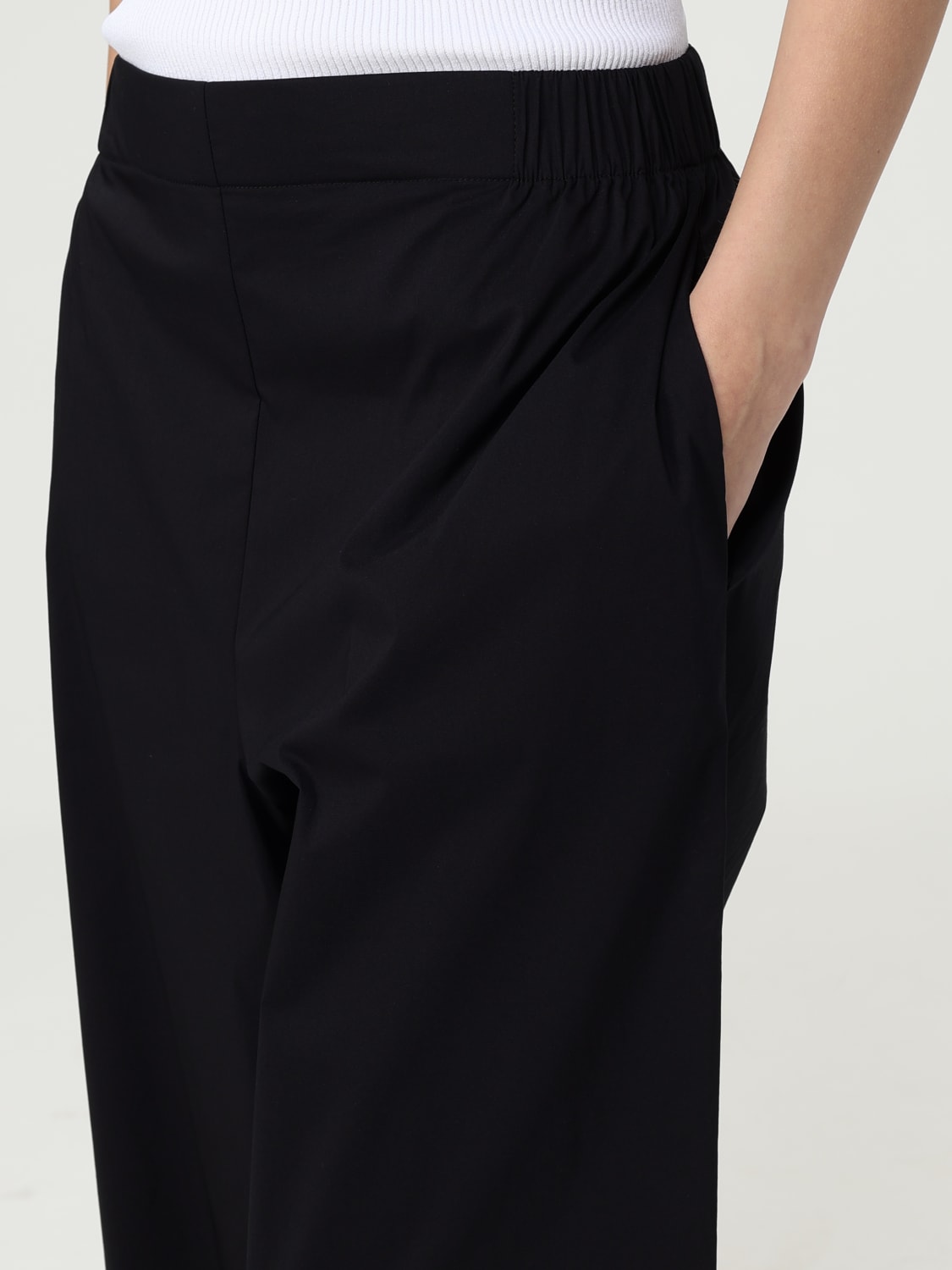 パンツ LIVIANA CONTI Woman Pants Black L5SK86 Y690 LIVIANA CONTI: Pants woman - Black | Liviana Conti pants