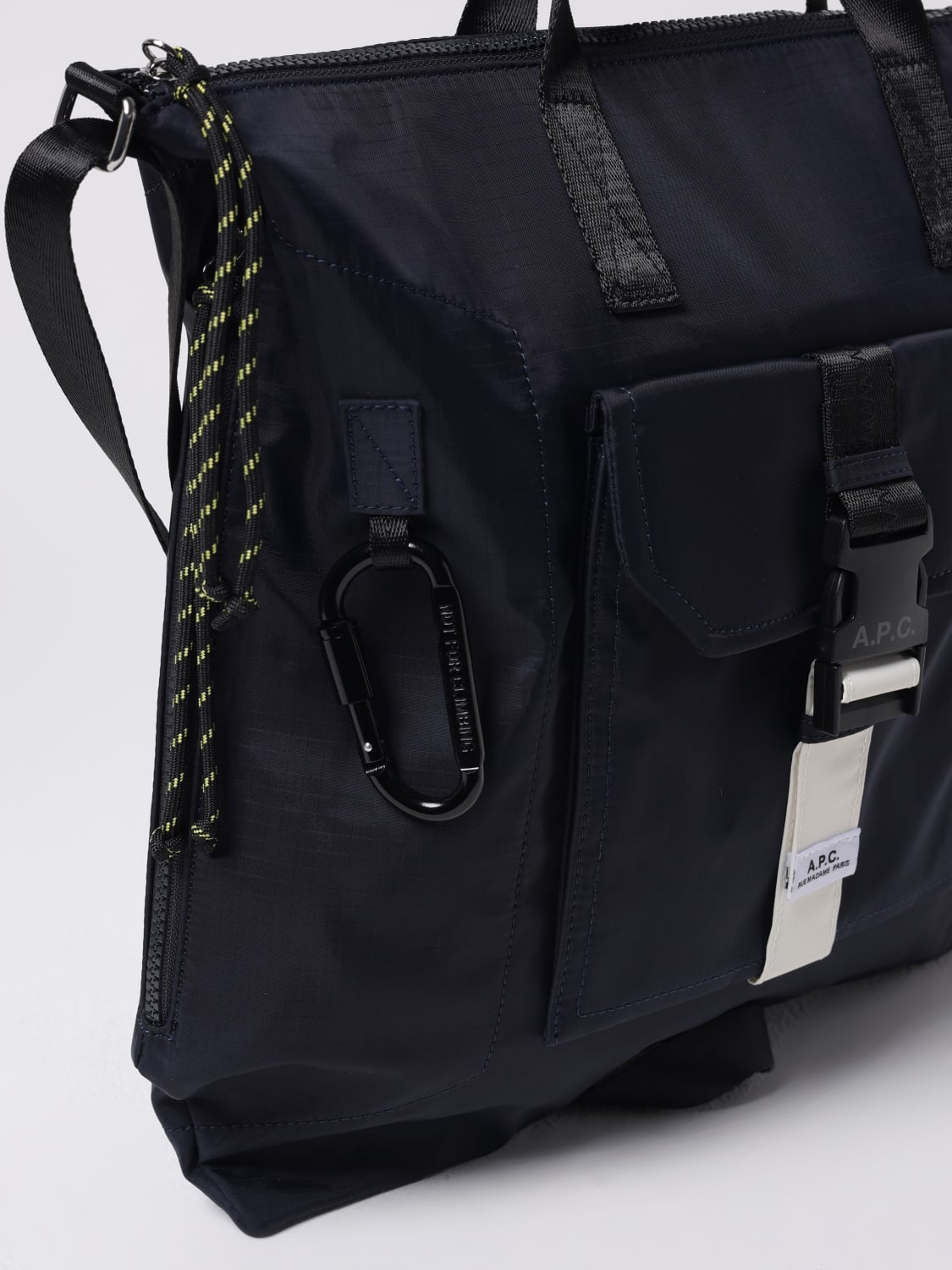 A.P.C. BORSA A TRACOLLA: Borsa Trek A.P.C. in nylon , Blue - Img 3