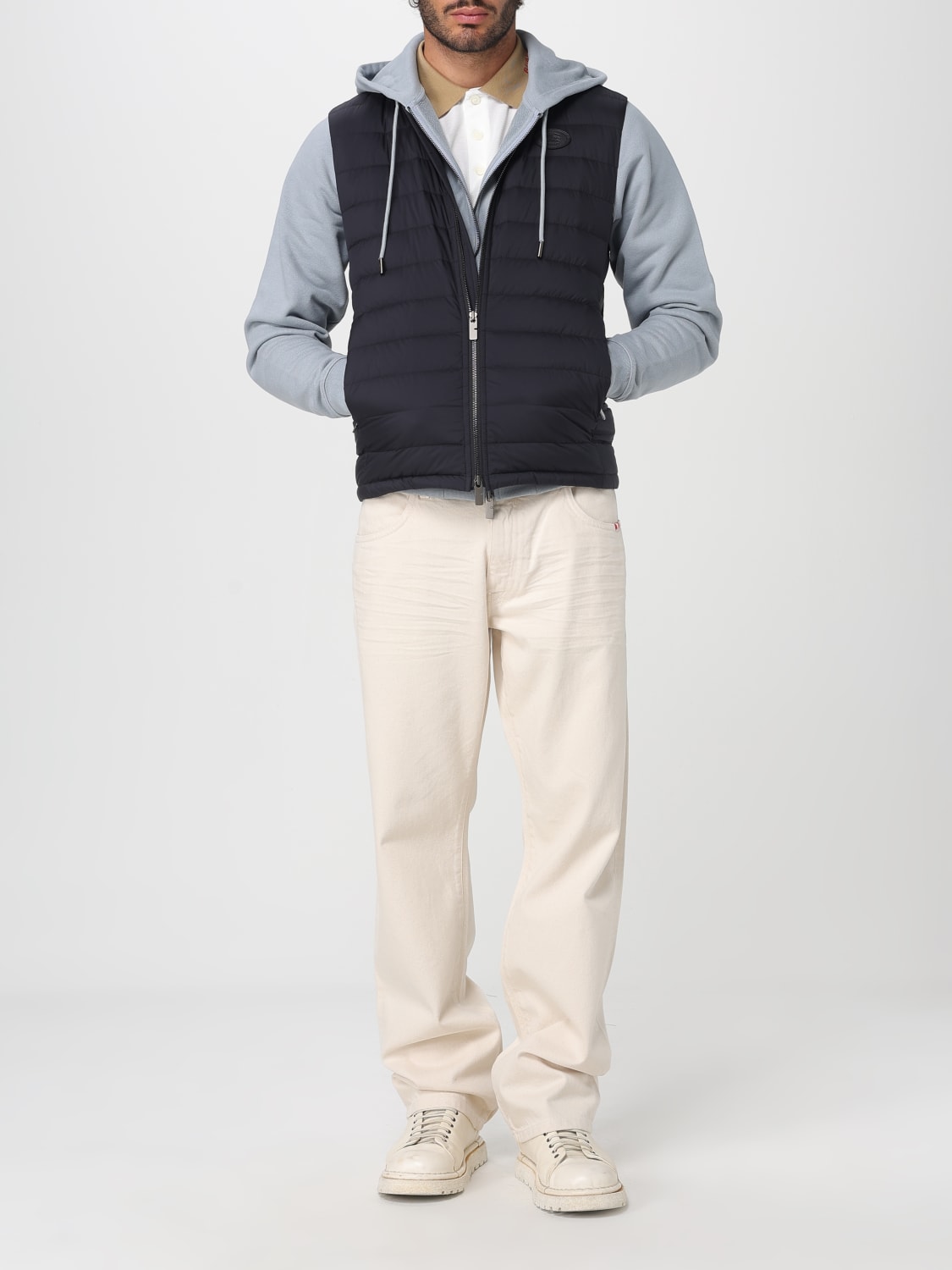 BURBERRY GILET: Gilet tecnico in nylon con logo Burberry, Nero - Img 2