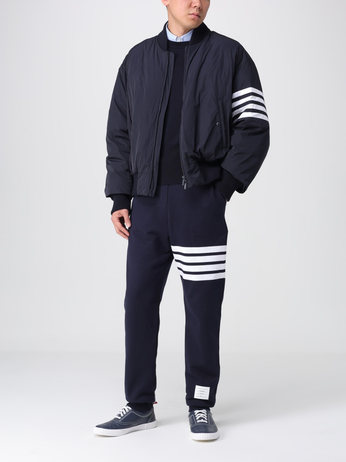 THOM BROWNE PANTS: Pants men Thom Browne, Blue - Img 2