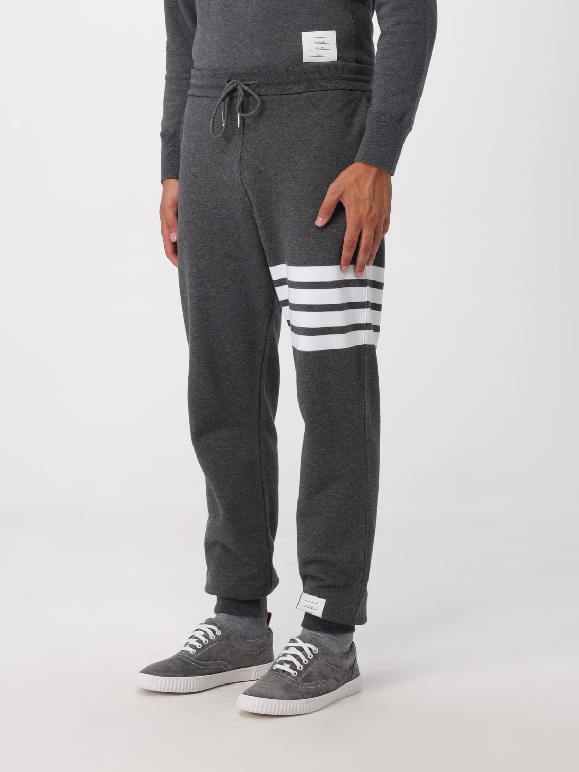 THOM BROWNE PANTS: Pants men Thom Browne, Grey 1 - Img 3