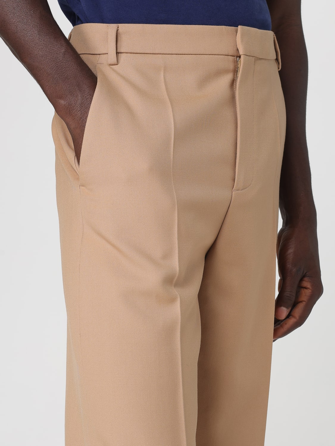 VALENTINO 裤子: 裤子 男士 Valentino, 棕色 - Img 5