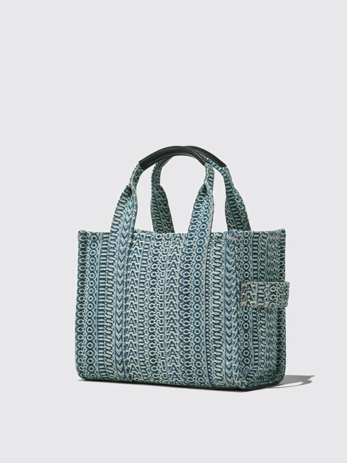 MARC JACOBS BORSA A MANO: Borsa tote piccola in denim con monogramma lavato Marc Jacobs, Denim - Img 4