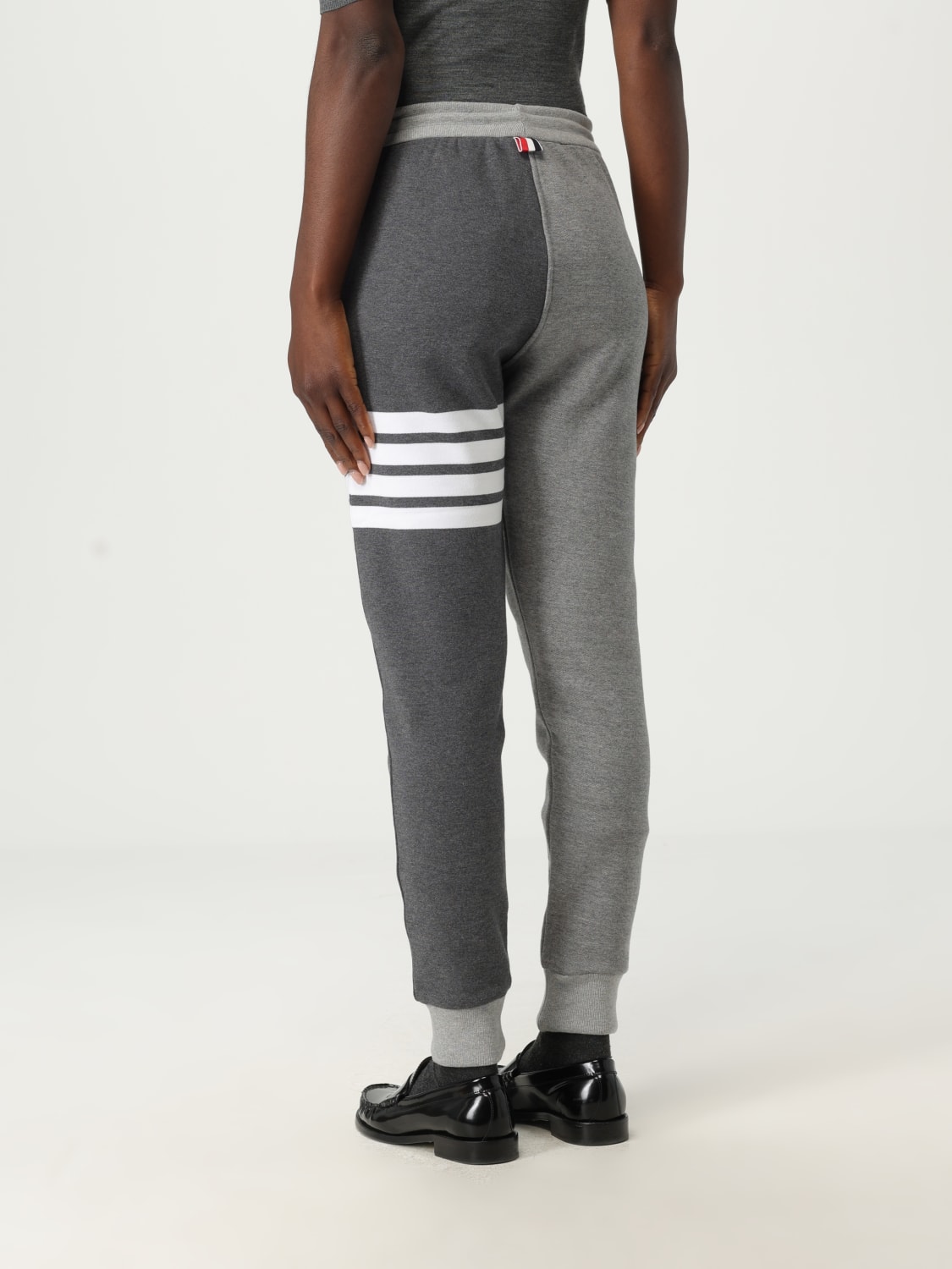 THOM BROWNE PANTALONI: Pantalone sportivo Thom Browne in cotone , Grigio - Img 3
