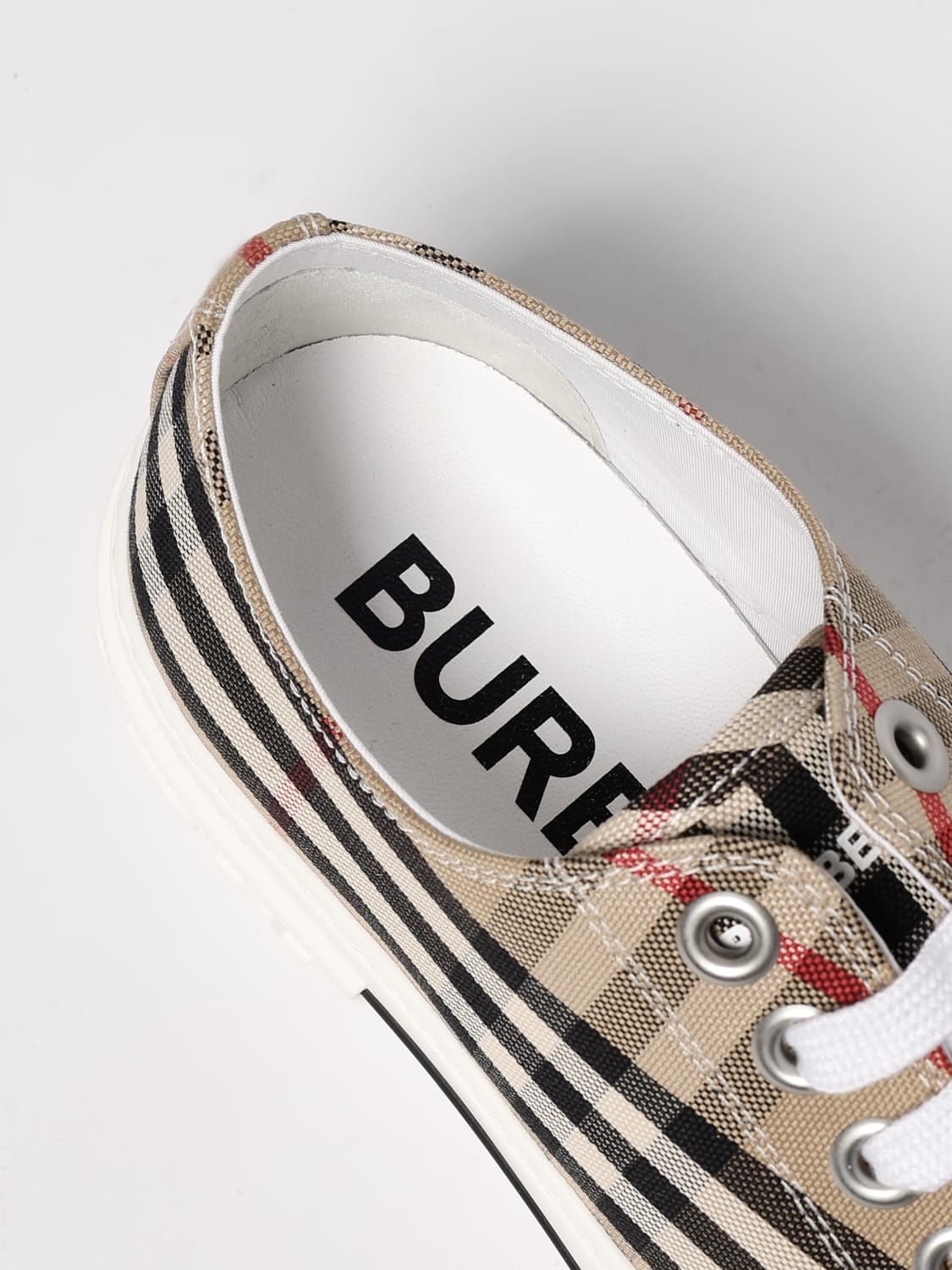 BURBERRY: Sneakers woman - Beige | Burberry sneakers 8050506 BURBERRY: Sneakers woman - Beige | Burberry sneakers 8050506