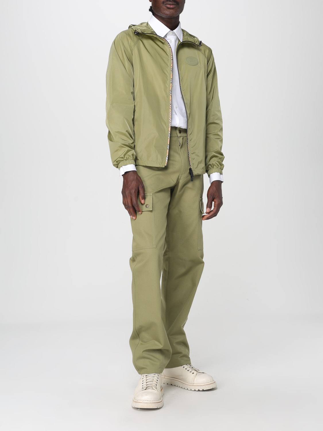 BURBERRY PANTALONI: Pantalone cargo Burberry in cotone , Verde - Img 2