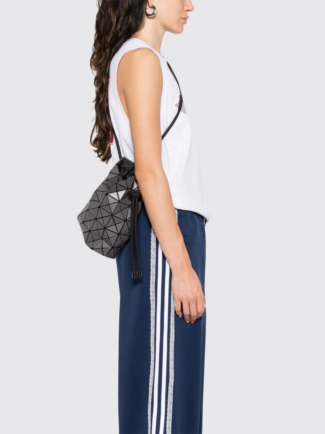 ショルダーバッグ・ポシェット BAO BAO ISSEY MIYAKE Woman Crossbody bags Grey BB56AG561 11 bb-small-grey-flap-bag02_1600x