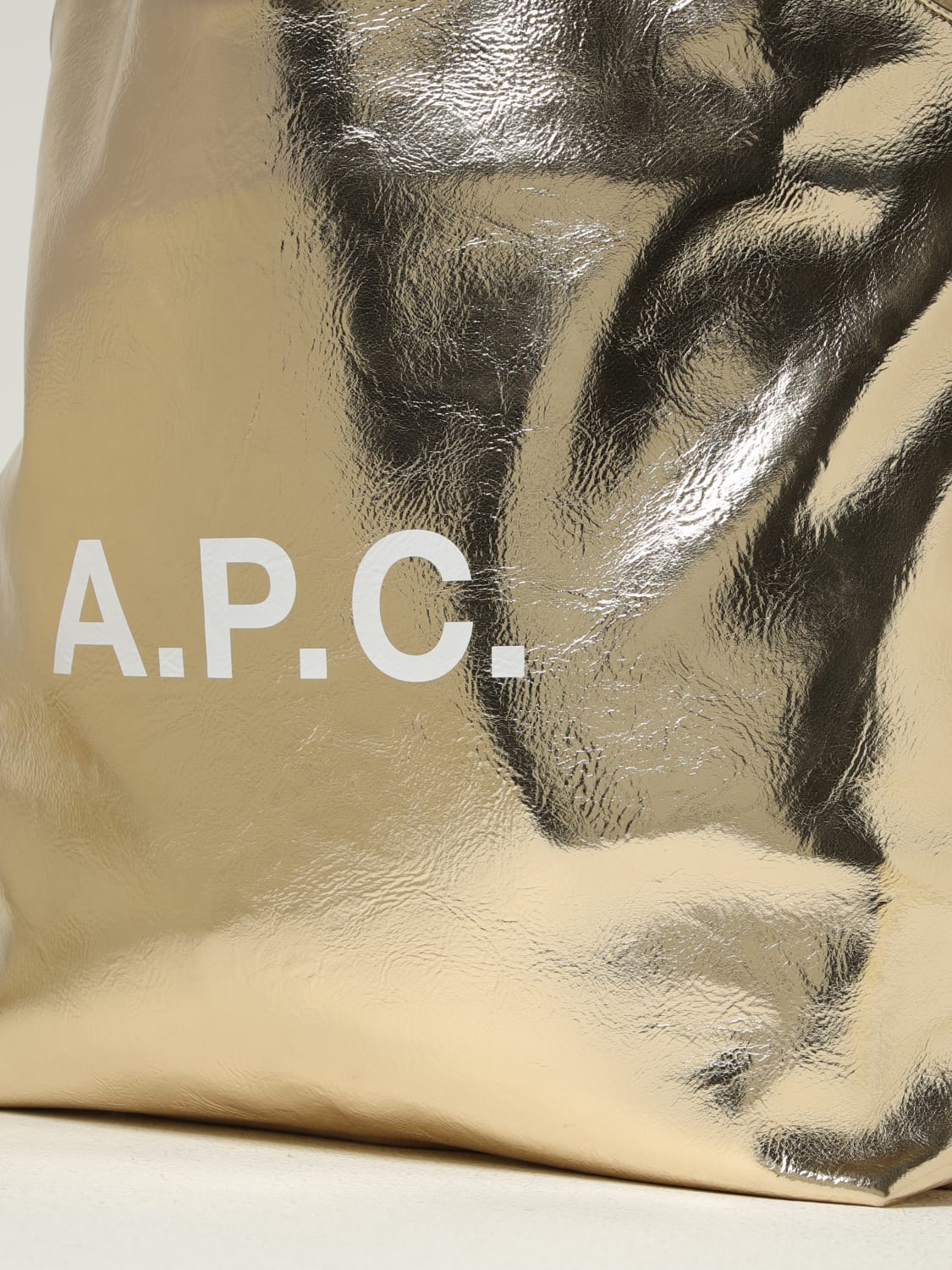 A.P.C. BORSA TOTE: Borsa Ninon A.P.C. in pelle sintetica laminata , Marrone - Img 3