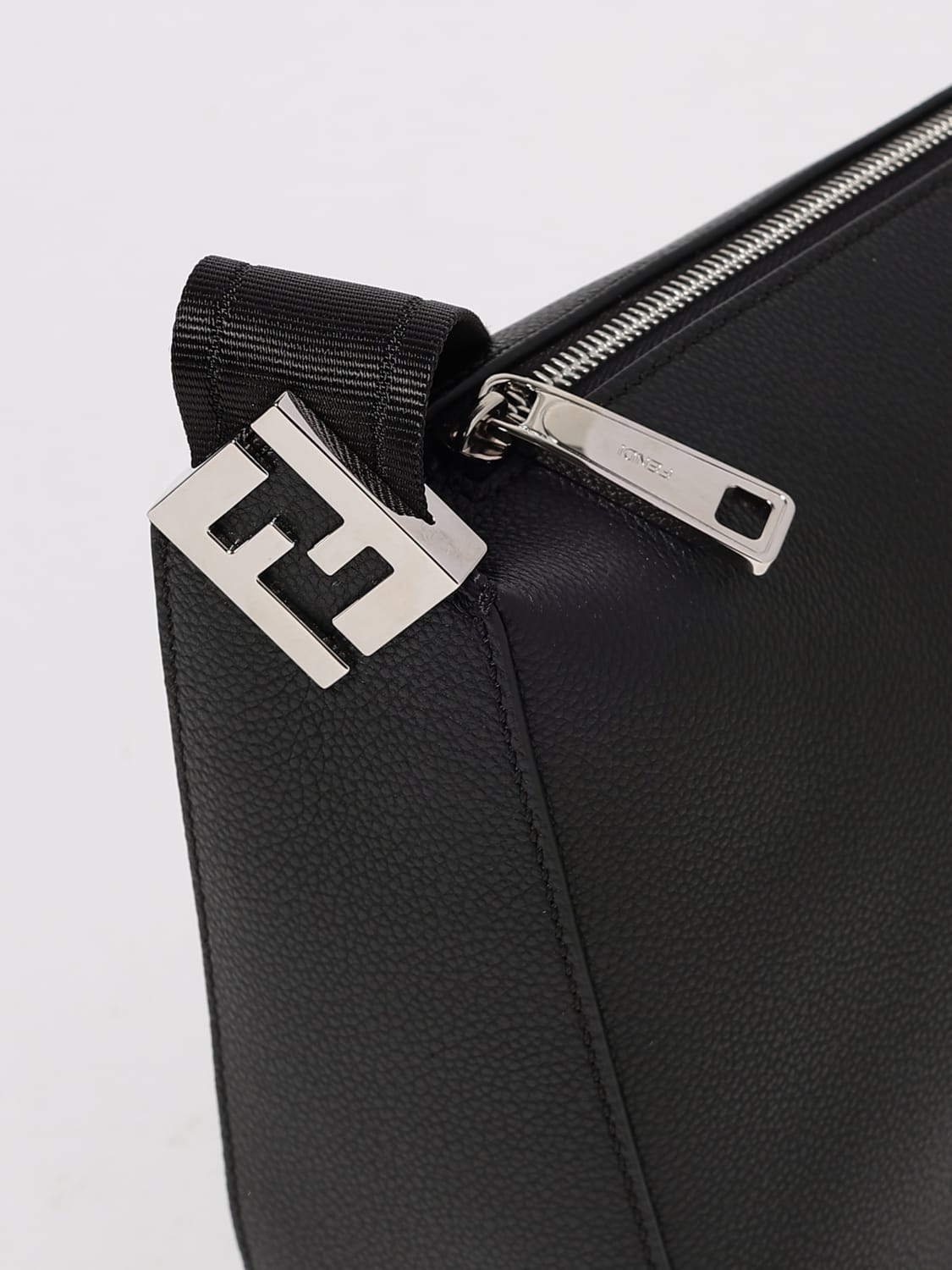 FENDI BORSA A TRACOLLA: Borsa Melon Medium Squared FF Fendi in pelle a grana , Nero - Img 4