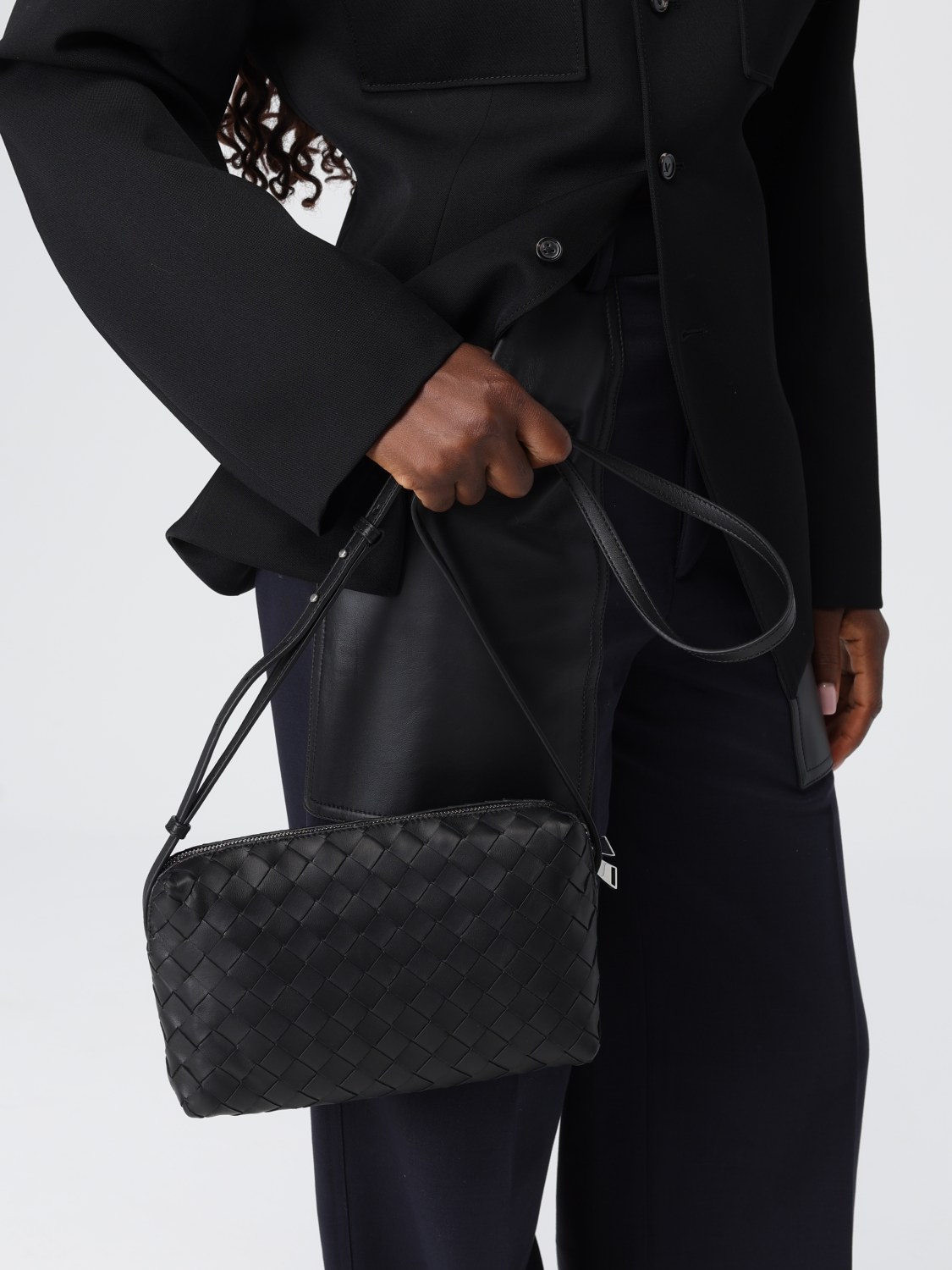BOTTEGA VENETA UMHÄNGETASCHE: Schultertasche damen Bottega Veneta, Schwarz - Img 2