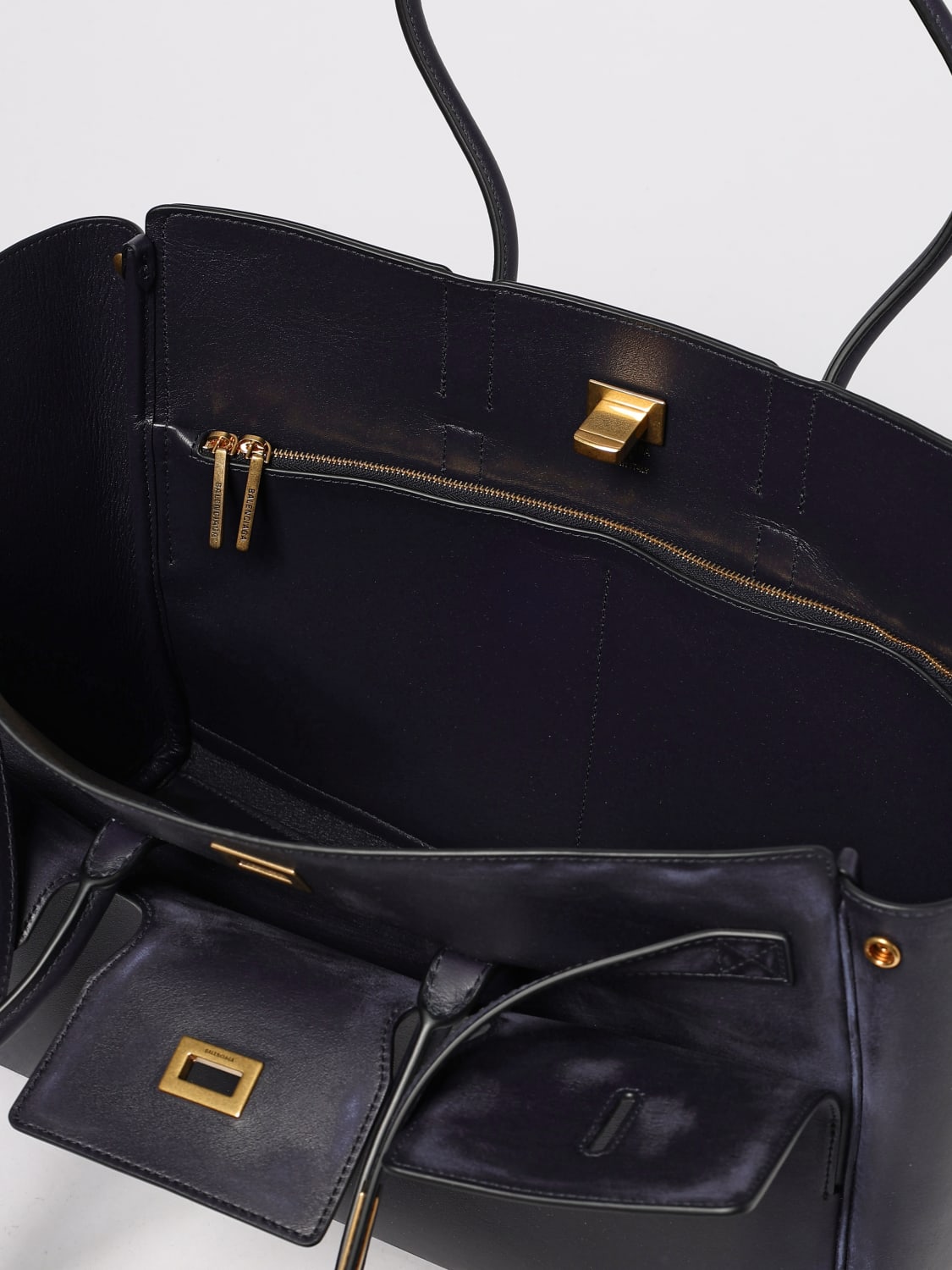 BALENCIAGA BORSA A SPALLA: Borsa Carry All Bel Air Medium Balenciaga in pelle , Marine - Img 5