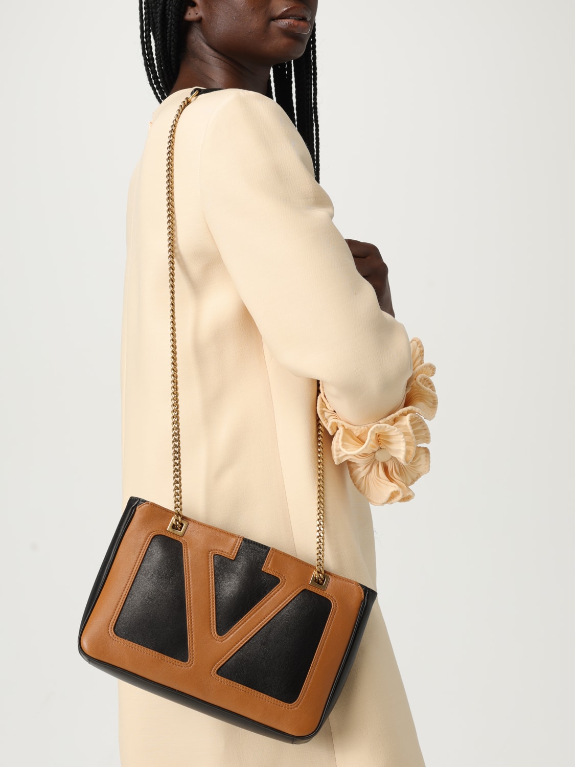 VALENTINO GARAVANI SHOULDER BAG: Shoulder bag woman Valentino Garavani, Black - Img 2