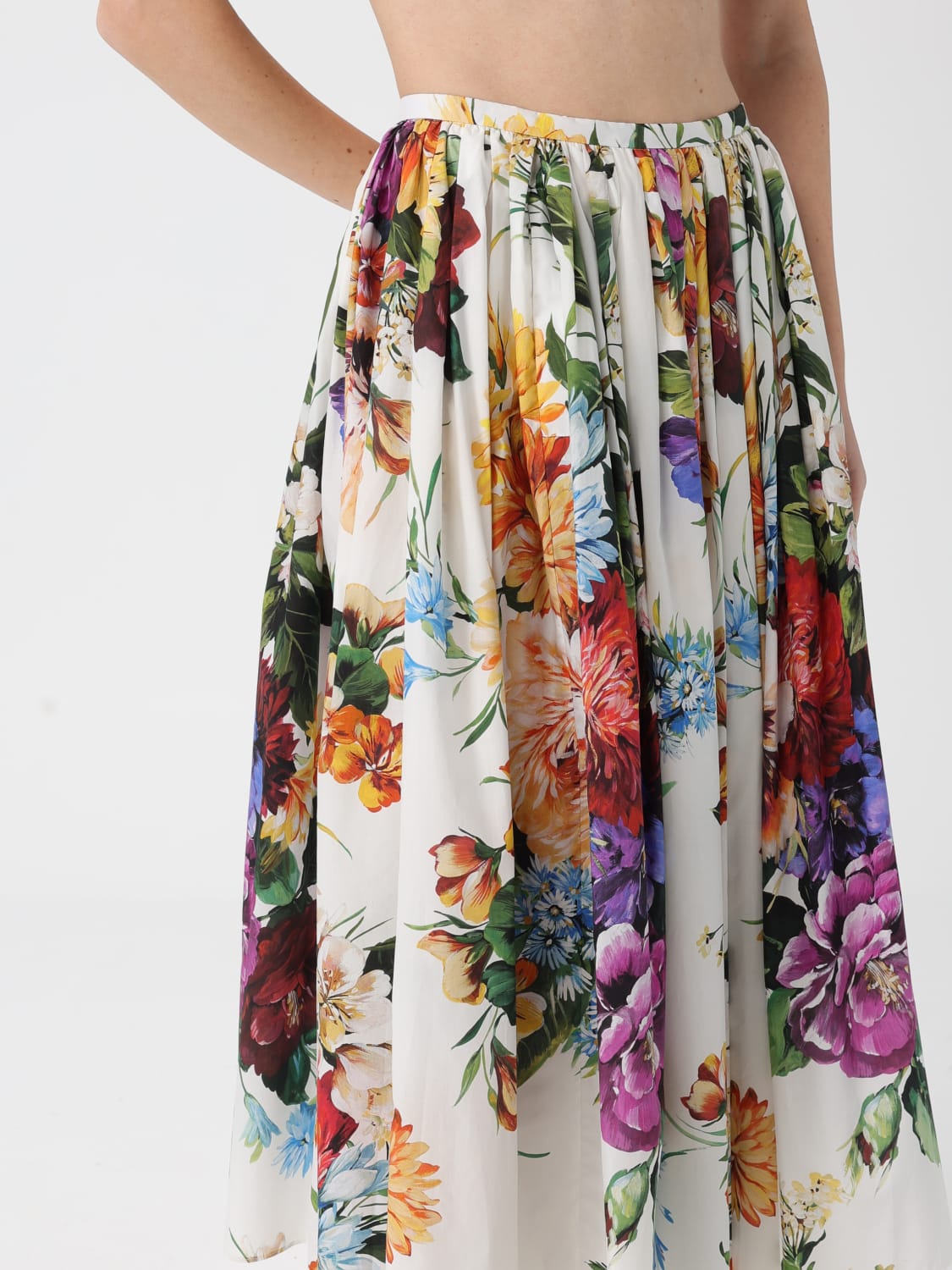 DOLCE & GABBANA GONNA: Gonna midi Dolce & Gabbana in cotone con stampa floreale , Bianco - Img 5