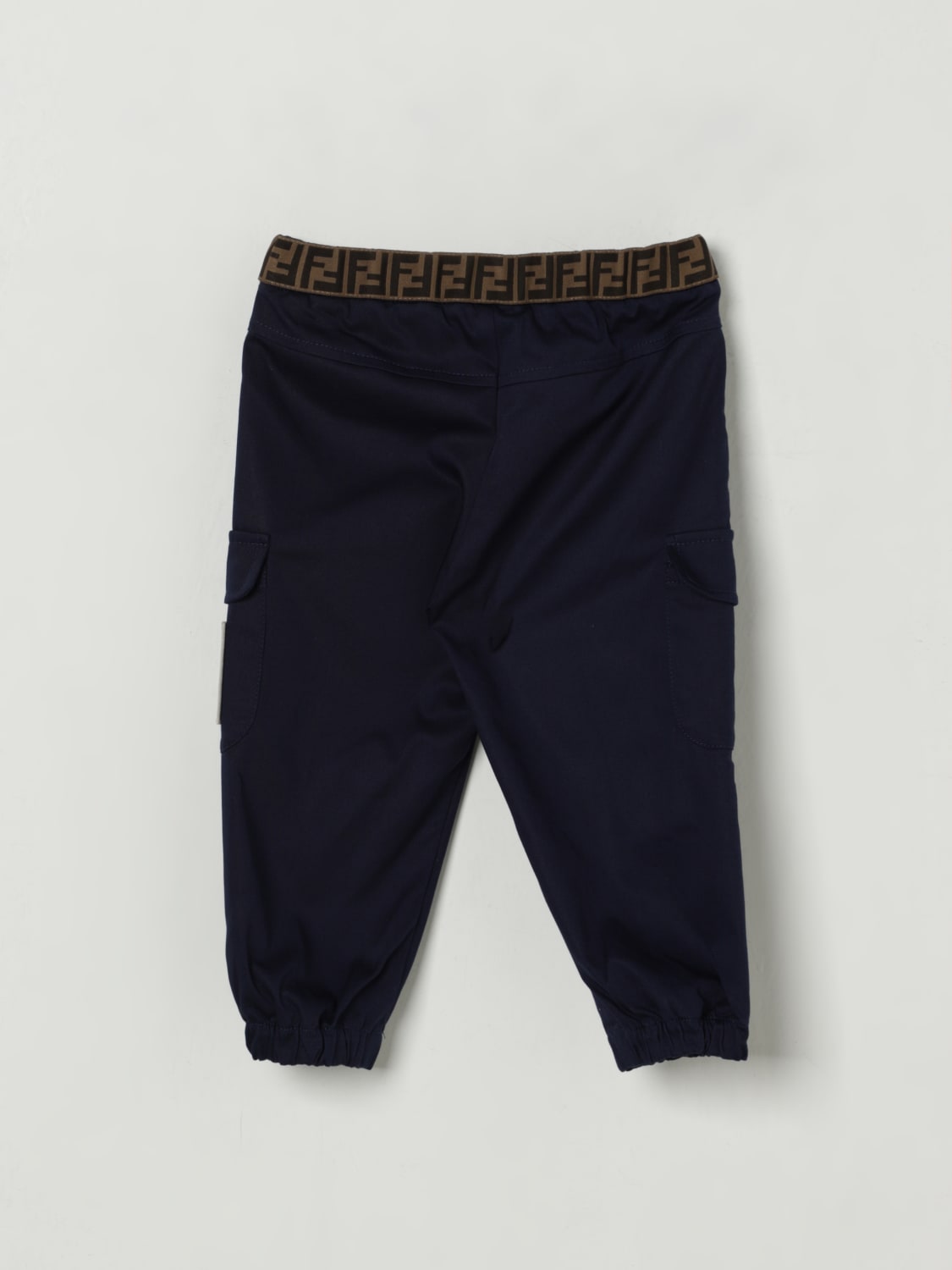 FENDI PANTALONE: Pantalone jogging in cotone con logo Fendi, Bianco - Img 2