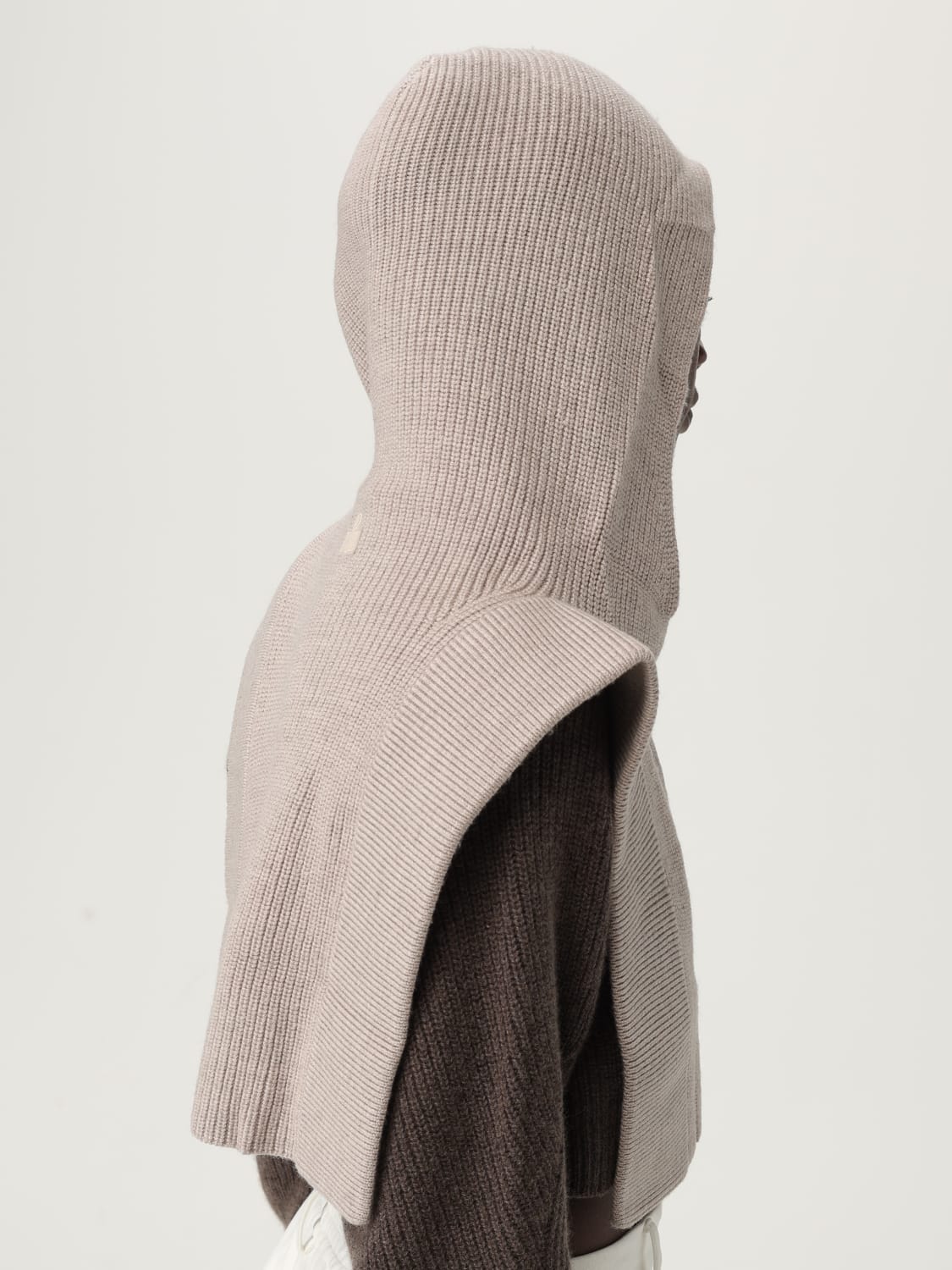 ISABEL MARANT ETOILE SCIARPA: Sciarpa Ginny Isabel Marant Etoile in lana merino con cappuccio , Marrone - Img 2