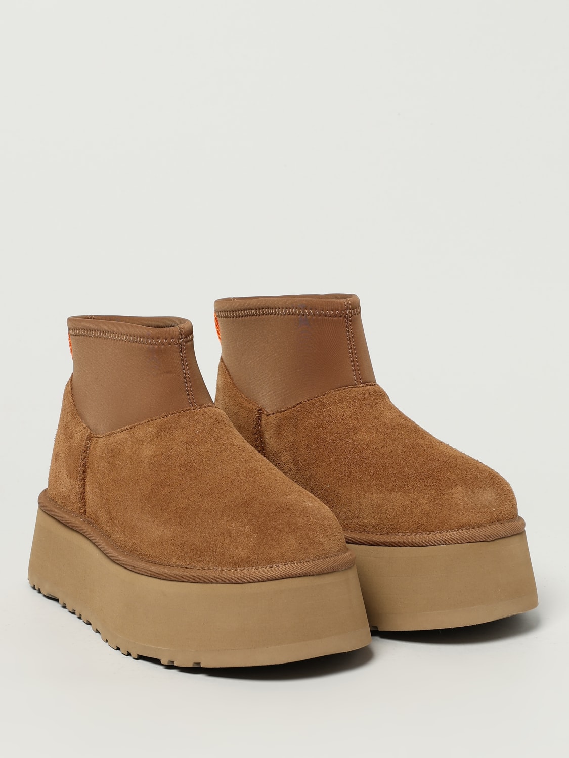 UGG STIVALI: Stivaletto Classic Mini Dipper UGG in camoscio e neoprene , Marrone - Img 2