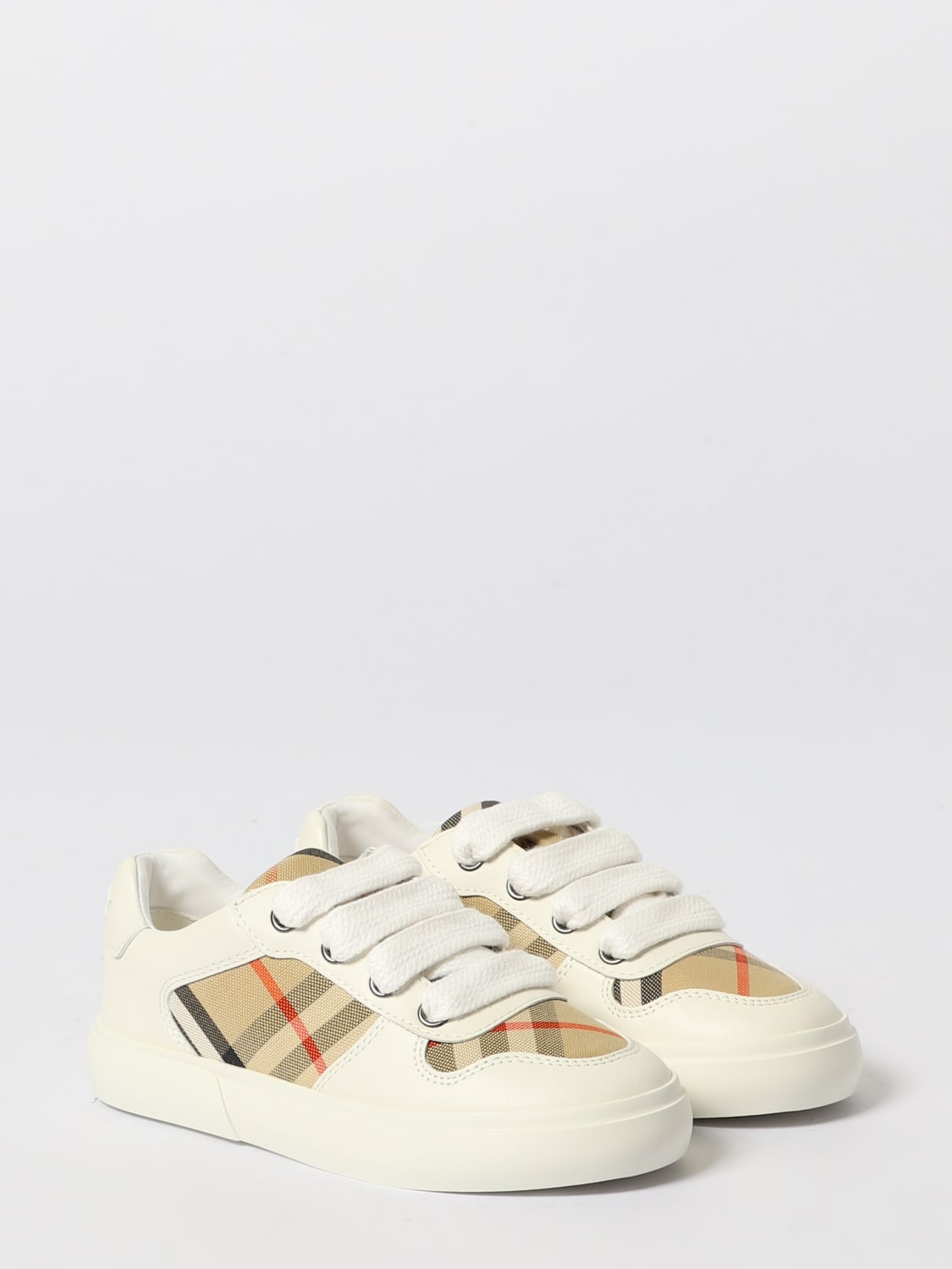 BURBERRY SNEAKERS: Shoes kids Burberry, White - Img 2