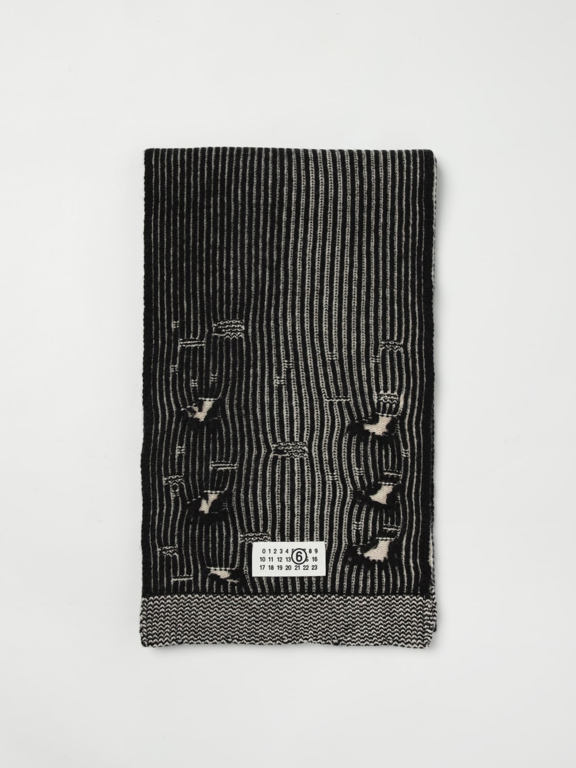 MM6 MAISON MARGIELA: Scarf woman - Black | Mm6 Maison Margiela