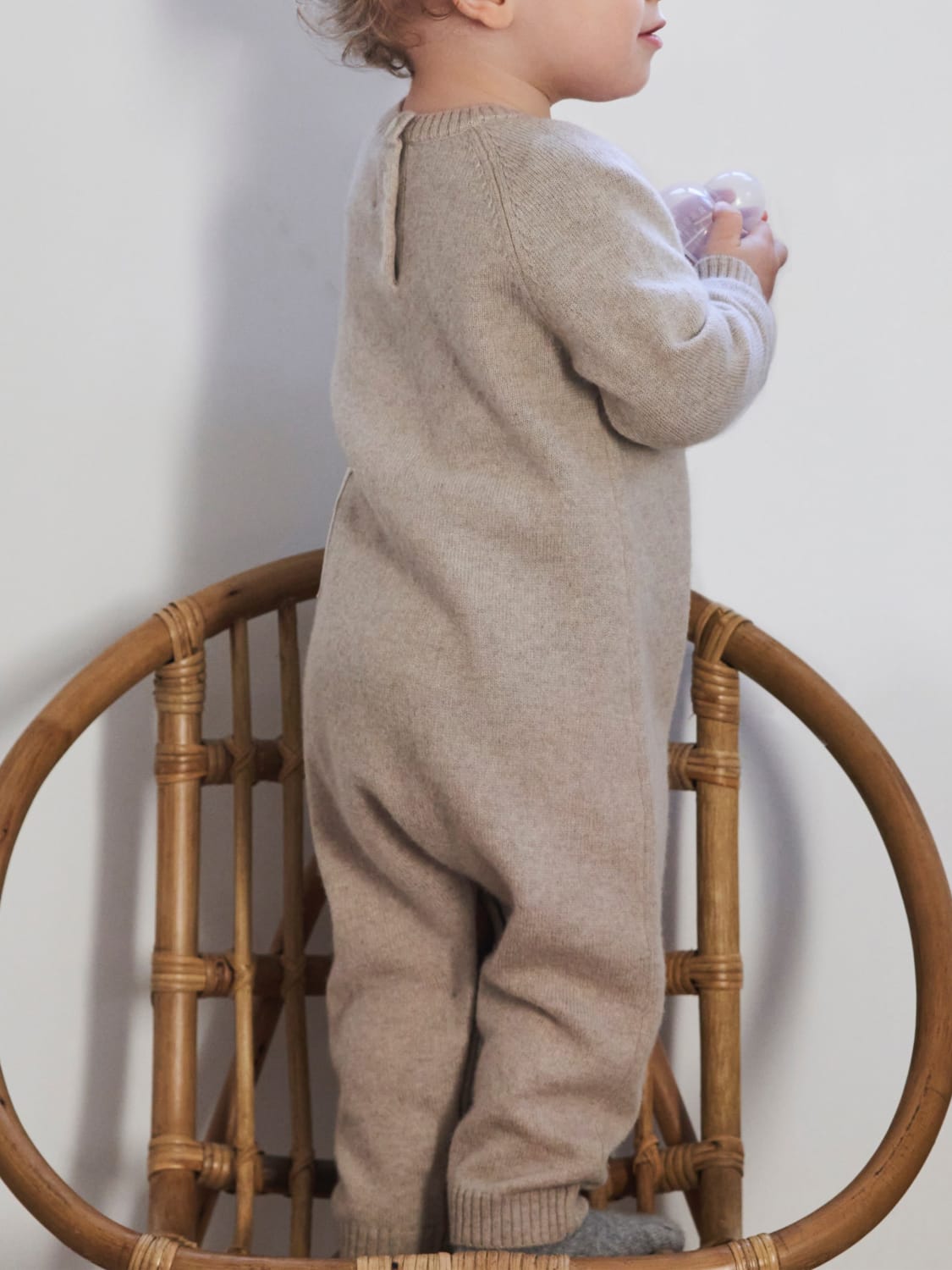BOBBIN & TRICOT TRACKSUIT: Bobbin & Tricot baby cashmere romper, Beige - Img 3