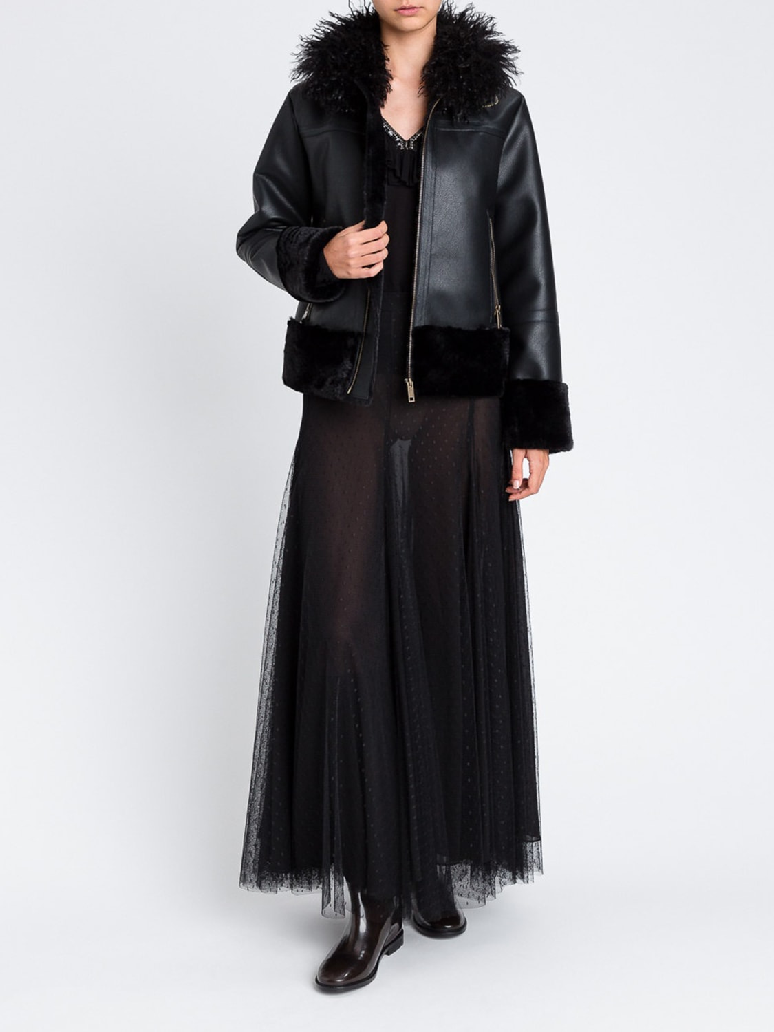 TWINSET TOP: Blusa Twinset in crepe con perline e paillettes ricamate, Nero - Img 2