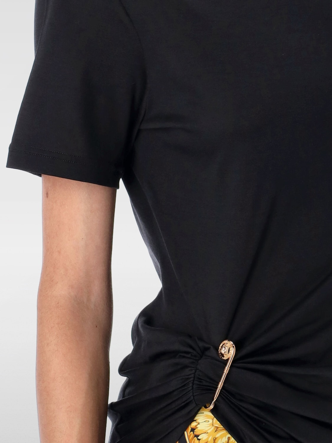 VERSACE T-SHIRT: T-shirt woman Versace, Black - Img 3