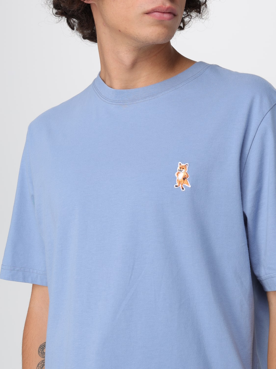 MAISON KITSUNÉ T-SHIRT: T-shirt in cotone con logo Maison Kitsuné, Azzurro - Img 3