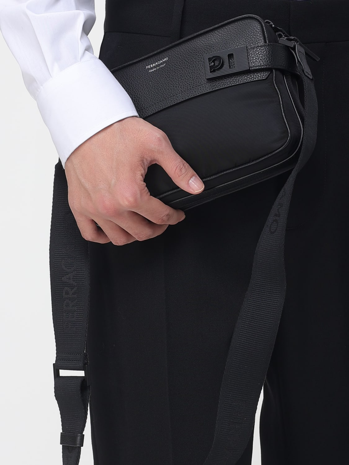 FERRAGAMO SHOULDER BAG: Bags men Ferragamo, Black - Img 2