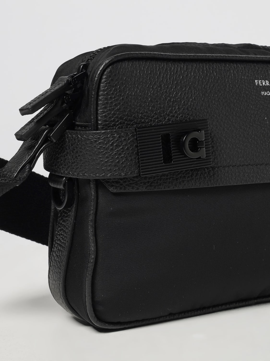 FERRAGAMO SHOULDER BAG: Bags men Ferragamo, Black - Img 4