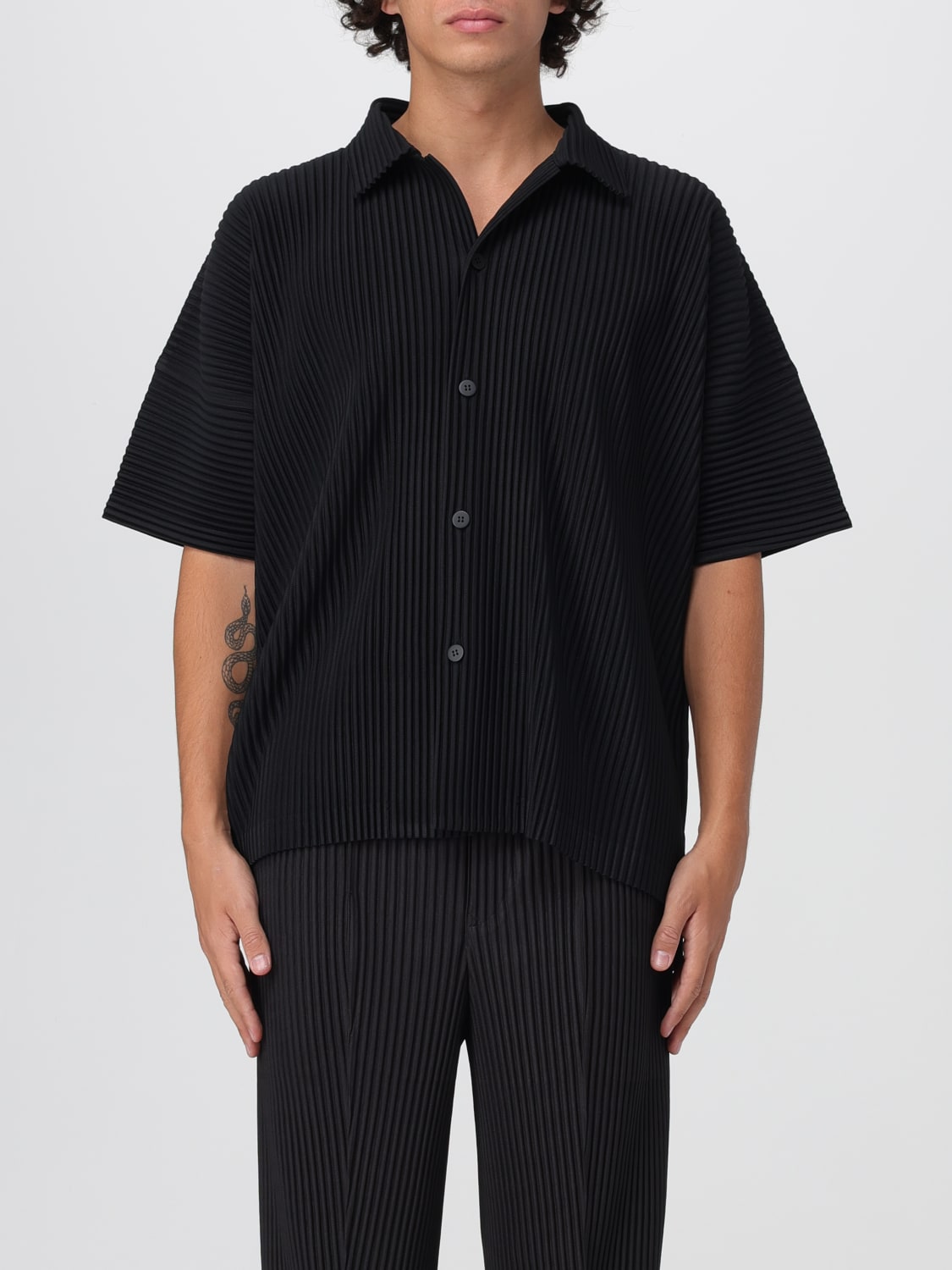 HOMME PLISSE' ISSEY MIYAKE CAMICIA: Camicia Homme Plisse' Issey Miyake in crêpe, Nero - Img 1