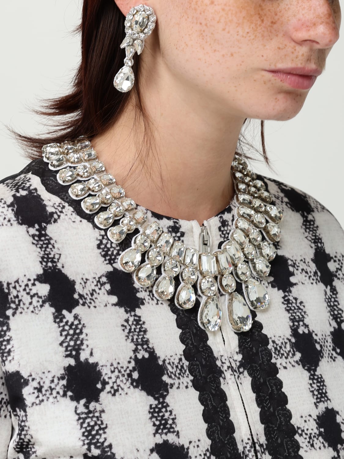 MOSCHINO COUTURE GIOIELLO: Collana Moschino Couture in ottone con strass incastonati , Argento - Img 2