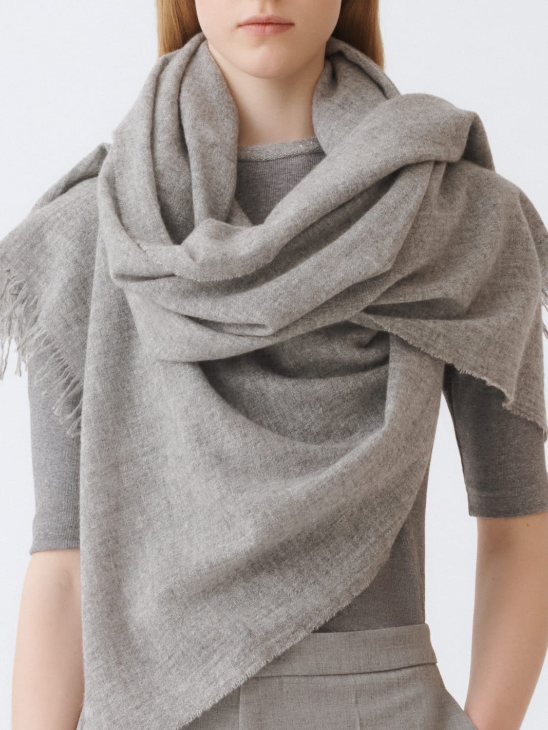 FABIANA FILIPPI SCIARPA: Sciarpa Fabiana Filippi in misto lana con dettaglio piercing in filo diamante, Grigio - Img 2