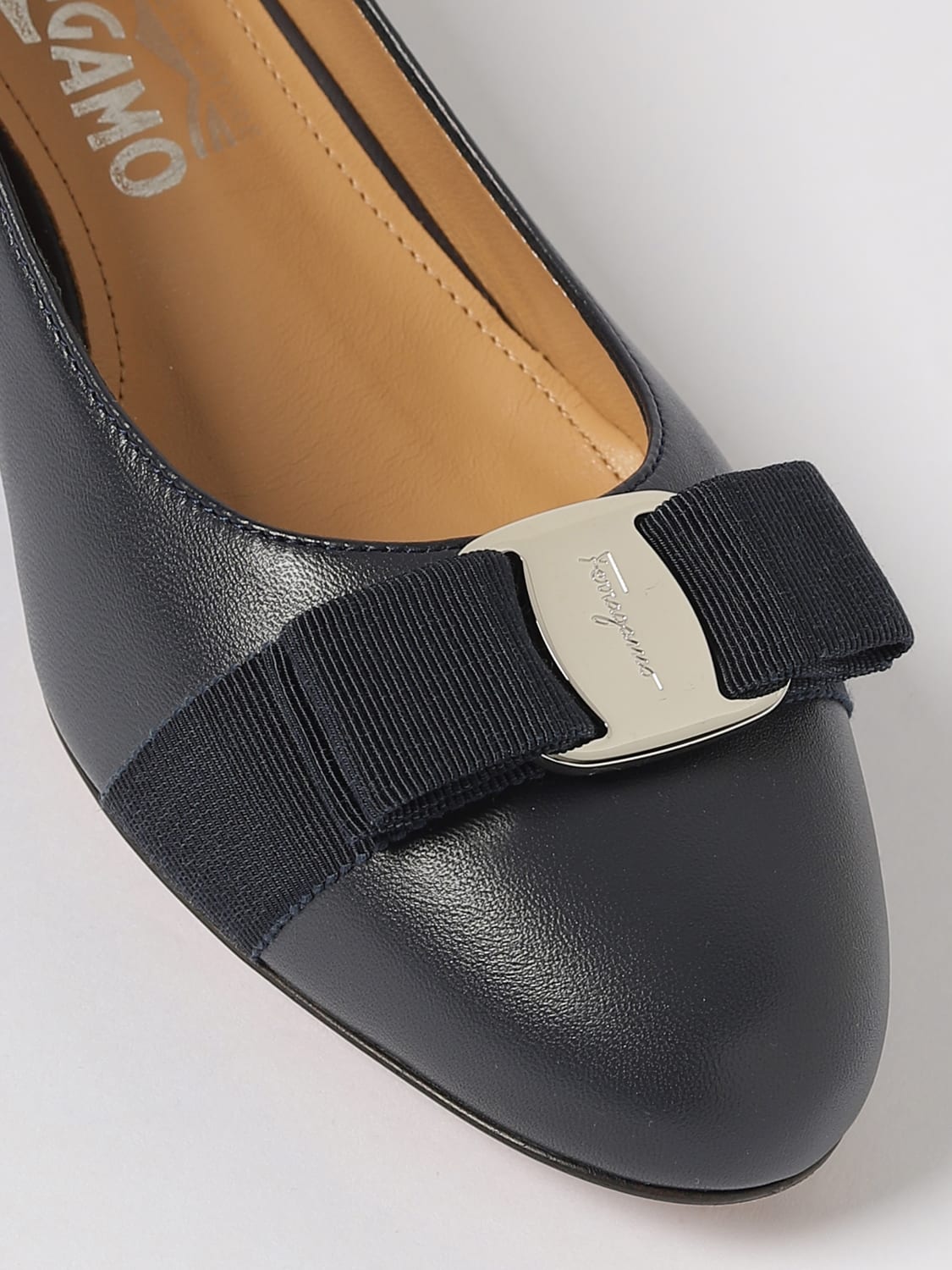 FERRAGAMO PUMPS: Absatzschuhe damen Ferragamo, Blau - Img 4