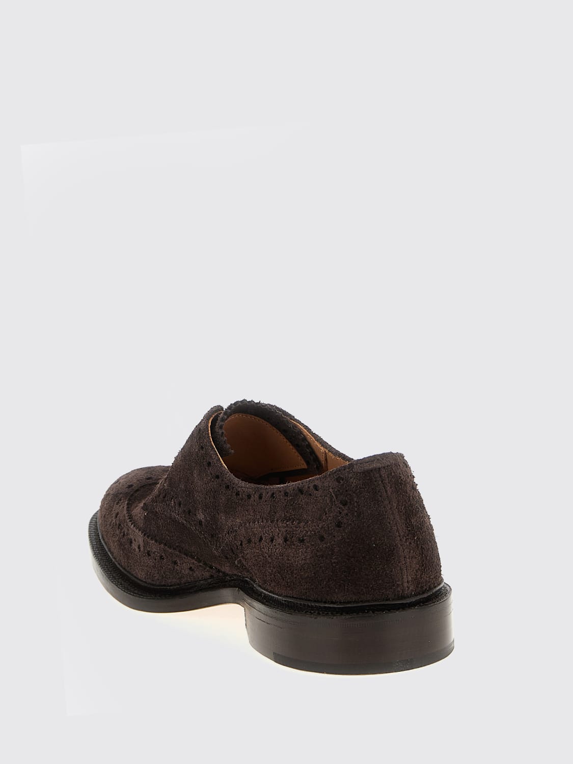 TRICKER'S SCARPE STRINGATE: Derby Bourton Tricker's in camoscio con motivo brogue , Marrone - Img 3