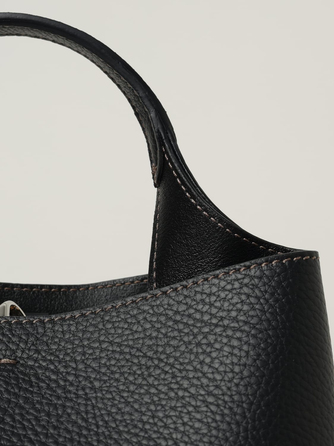 TOD'S BORSA A MANO: Borsa a mano in pelle di vitello a grana Tod's, Nero - Img 3