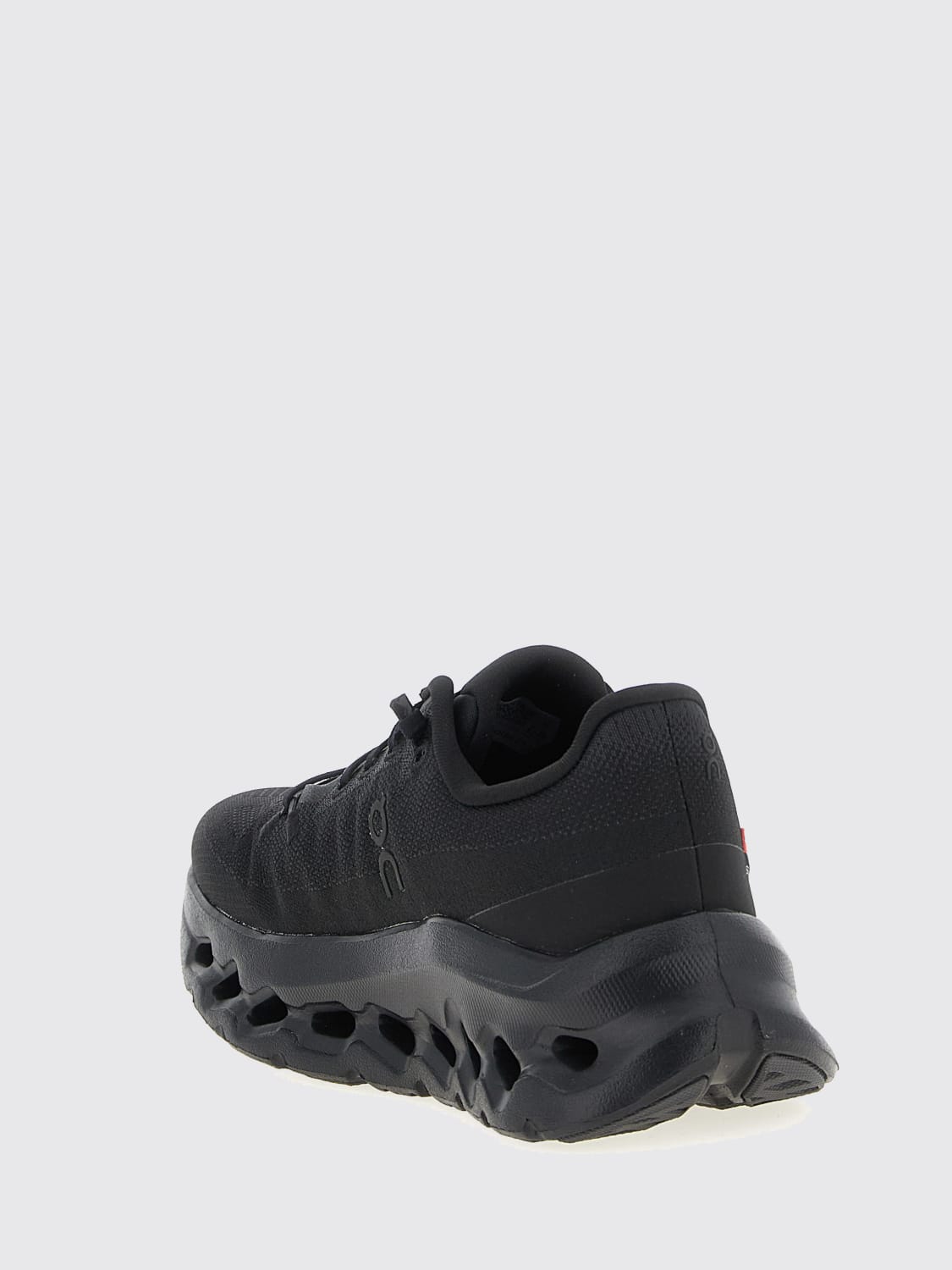 ON RUNNING SNEAKERS: Sneakers Cloudtilt On in mesh , Nero - Img 3