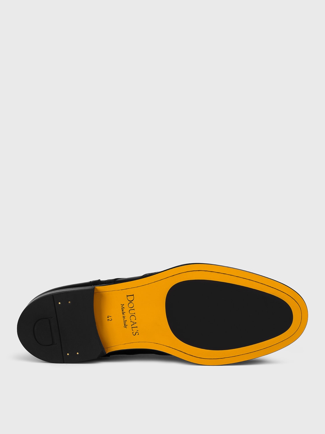 DOUCAL'S SCARPE STRINGATE: Derby Doucal's in pelle con motivo brogue, Nero - Img 4