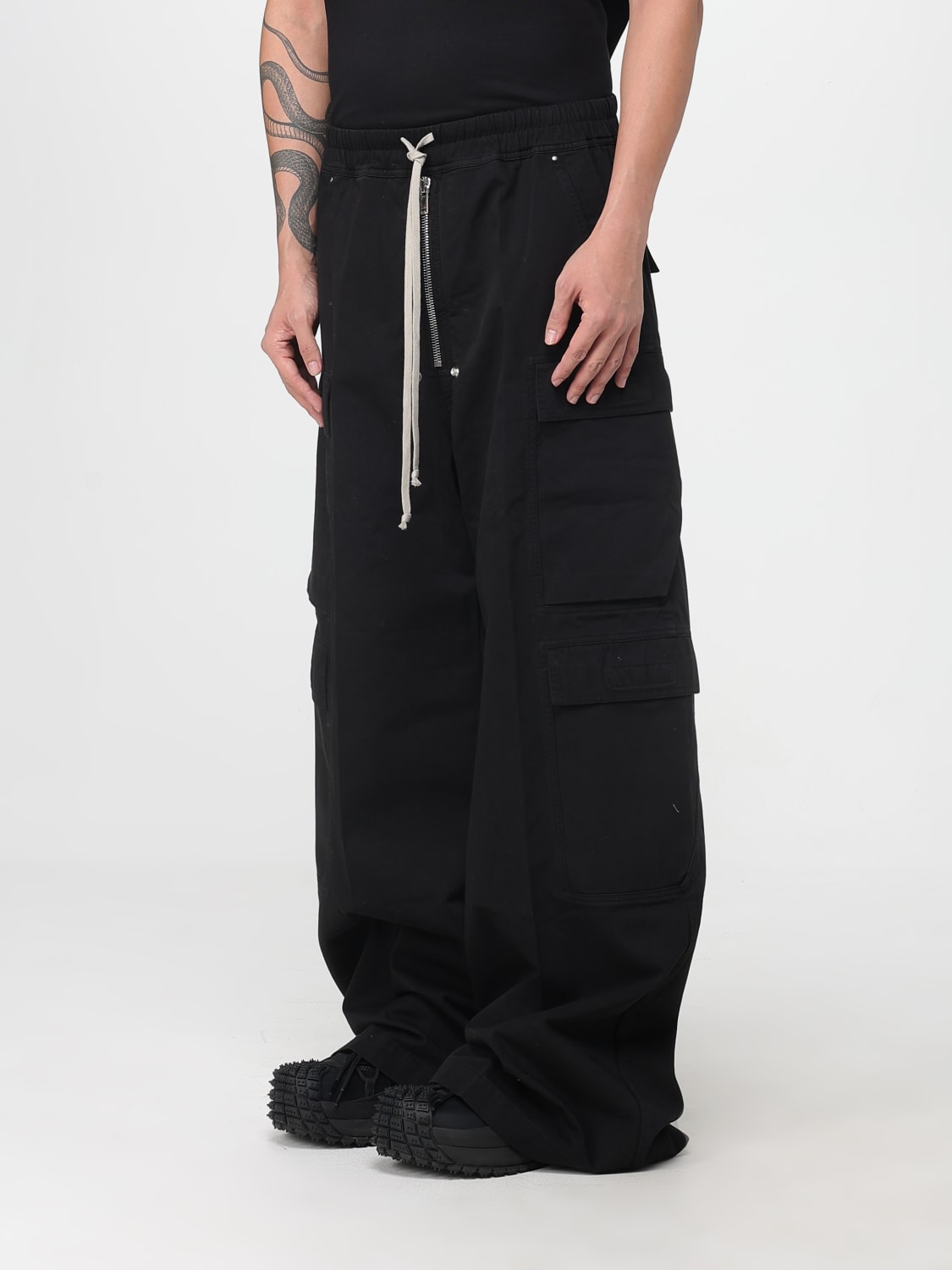 RICK OWENS DRKSHDW：パンツ メンズ - ブラック | GIGLIO.COM