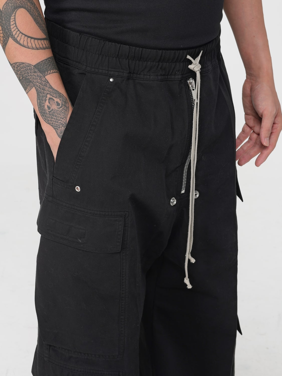 Rick Owens Drkshdw パンツ　ブラック　黒　入手困難 RICK OWENS DRKSHDW：パンツ メンズ - ブラック | GIGLIO.COM