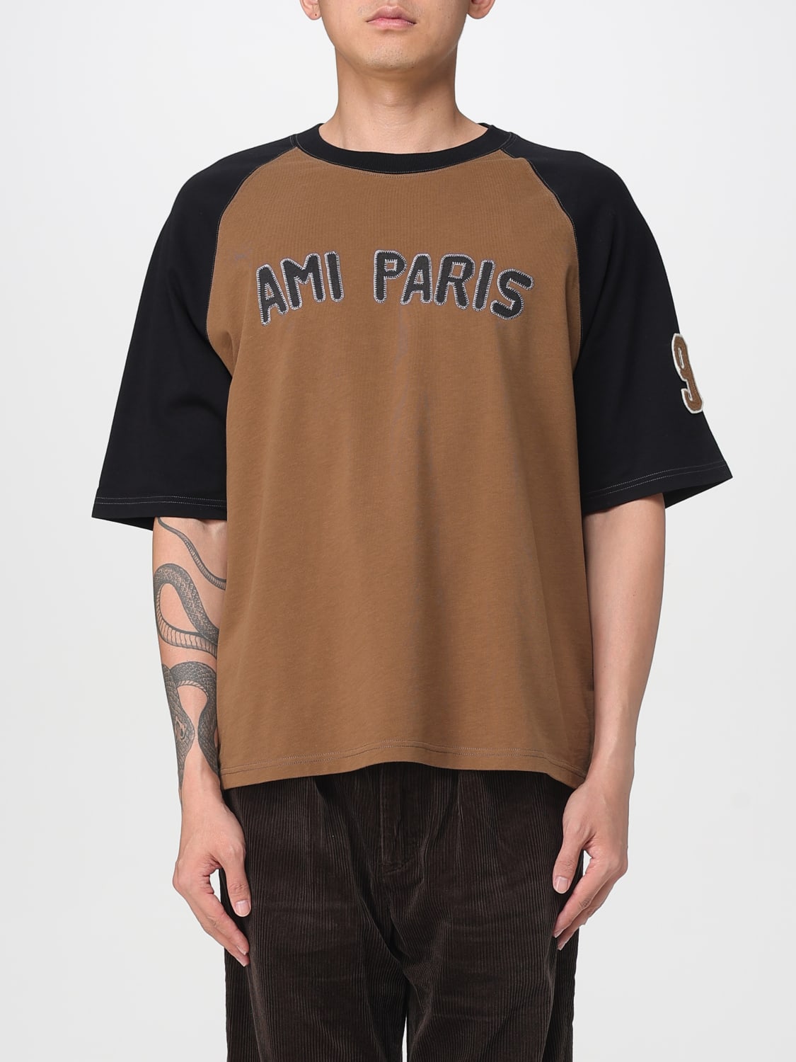 AMI PARIS T-SHIRT: T-shirt in cotone con logo Ami Paris, Marrone - Img 1