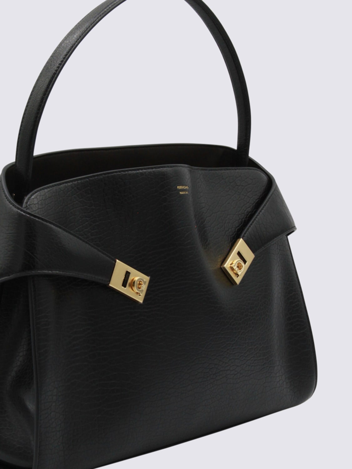 FERRAGAMO SHOULDER BAG: Shoulder bag woman Ferragamo, Black - Img 3