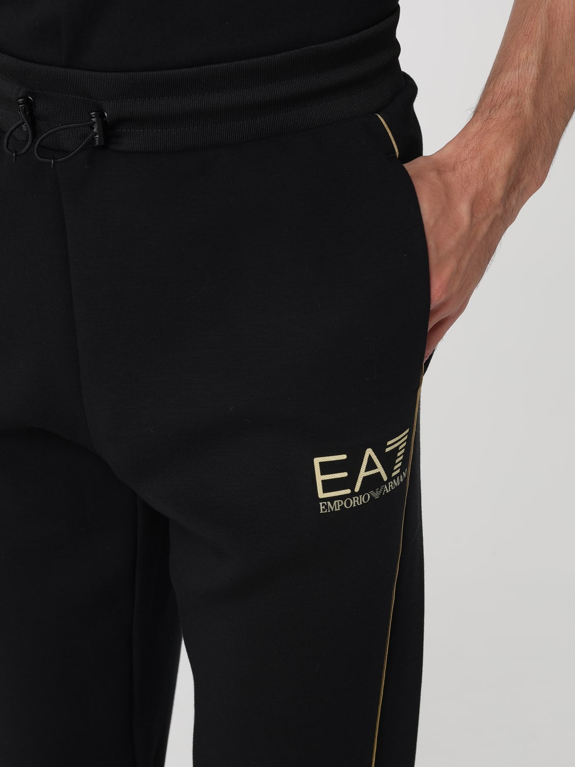 EA7 БРЮКИ: Брюки Мужское Ea7, Черный - Img 4