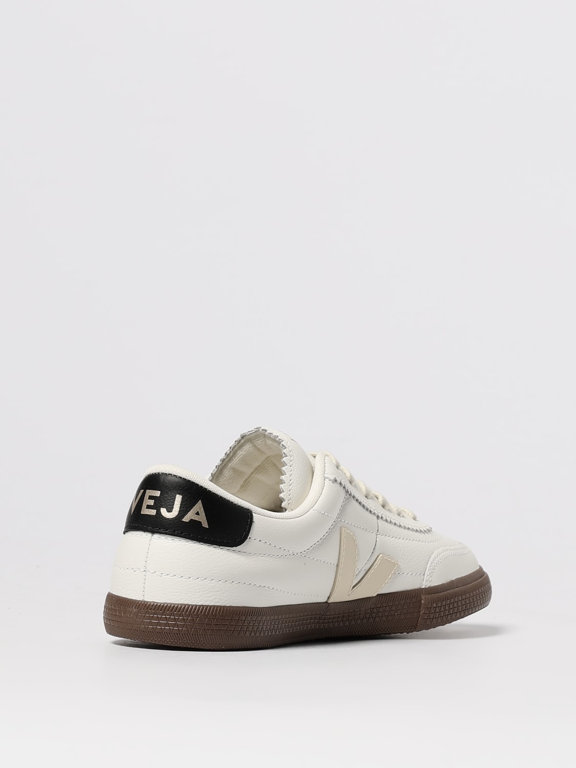 VEJA SNEAKERS: Sneakers Panenka Veja in pelle O.T. trapuntata , Bianco - Img 3